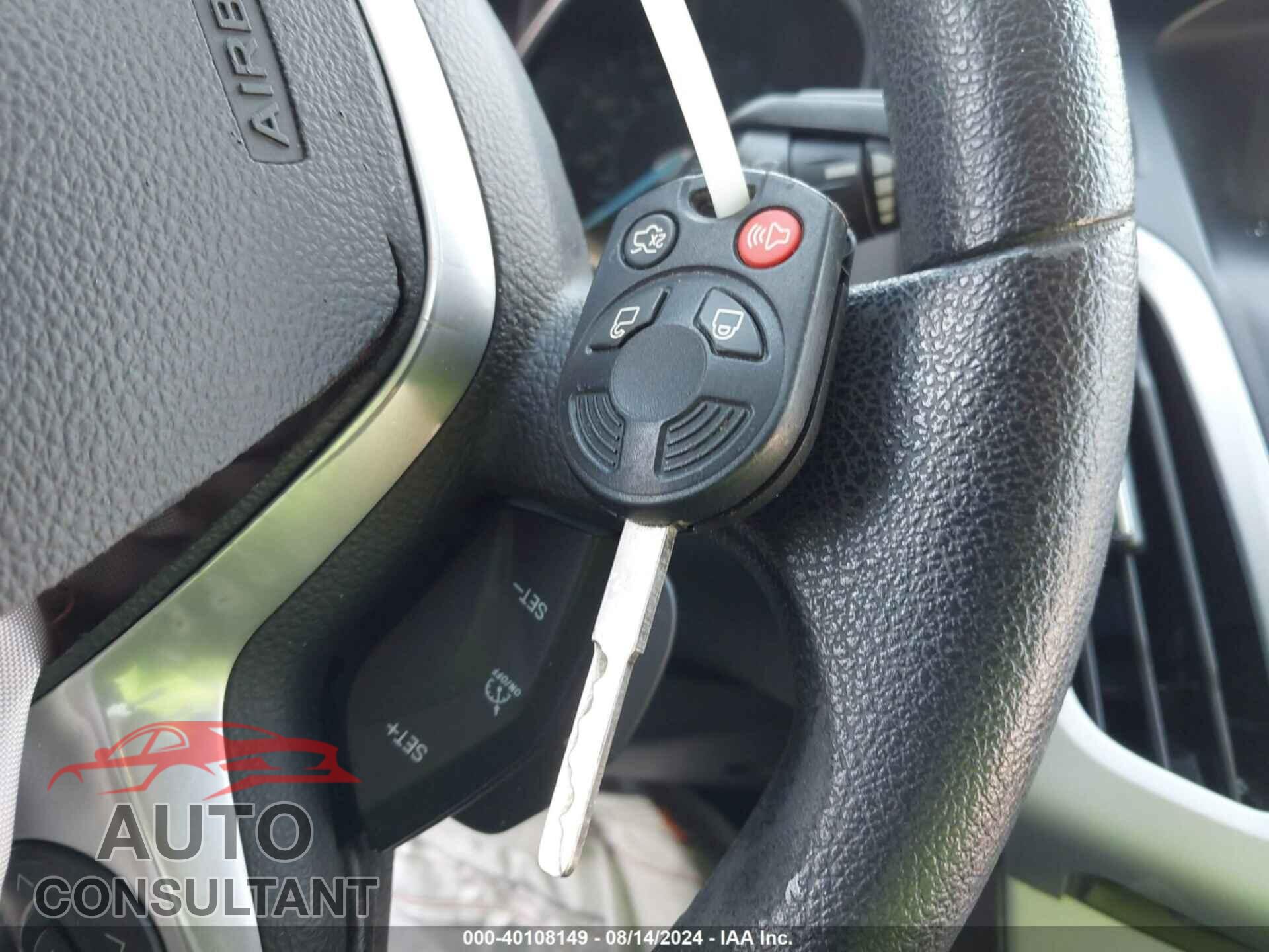FORD FOCUS 2014 - 1FADP3F26EL432644