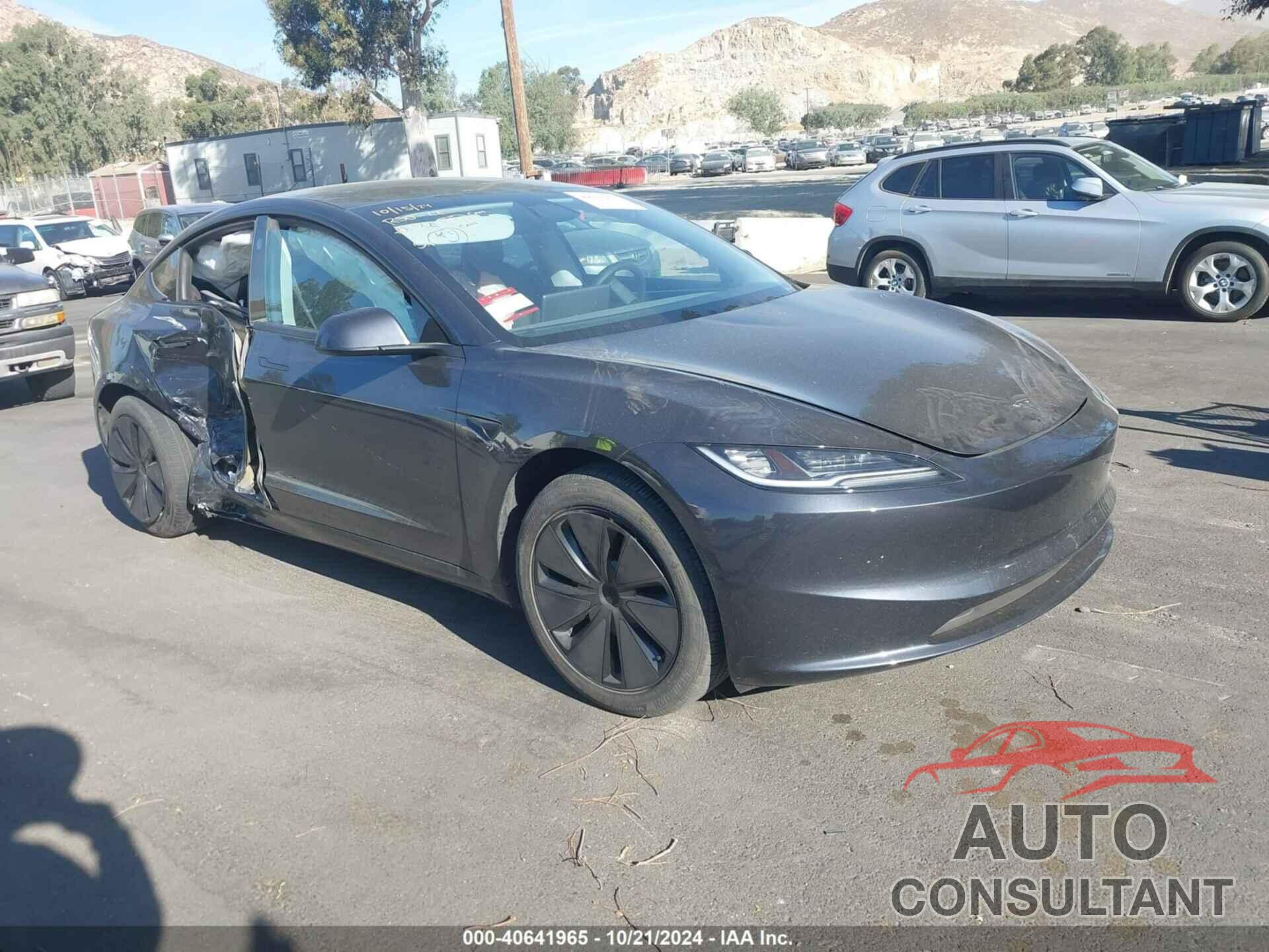 TESLA MODEL 3 2024 - 5YJ3E1EA1RF728270