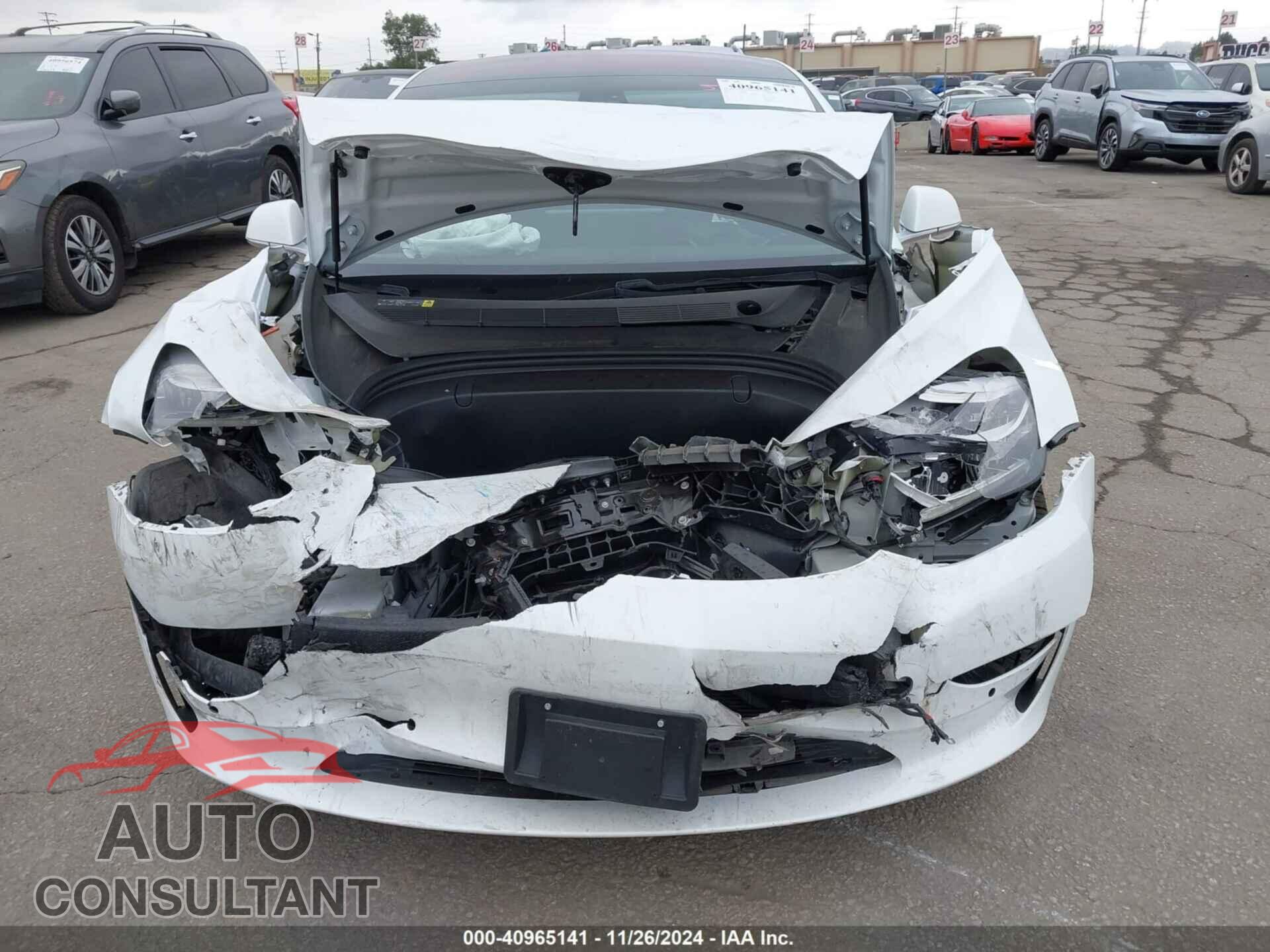 TESLA MODEL 3 2018 - 5YJ3E1EA1JF040936