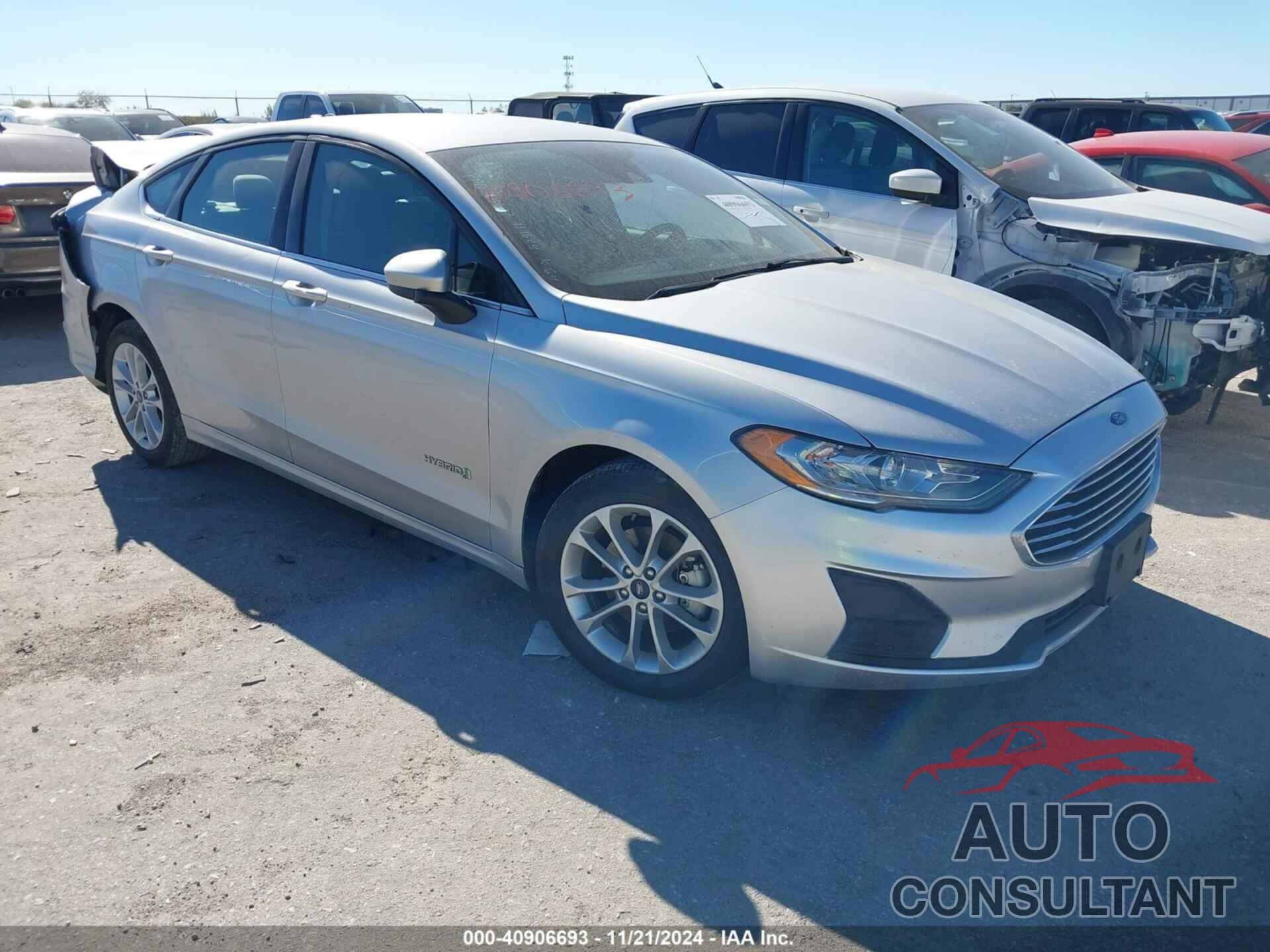 FORD FUSION HYBRID 2019 - 3FA6P0LU6KR241350