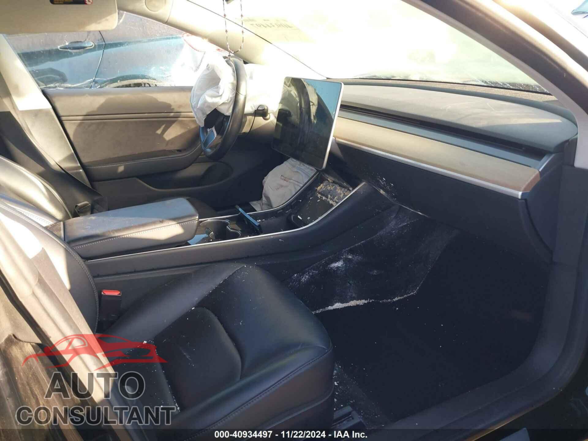 TESLA MODEL 3 2018 - 5YJ3E1EA4JF036198