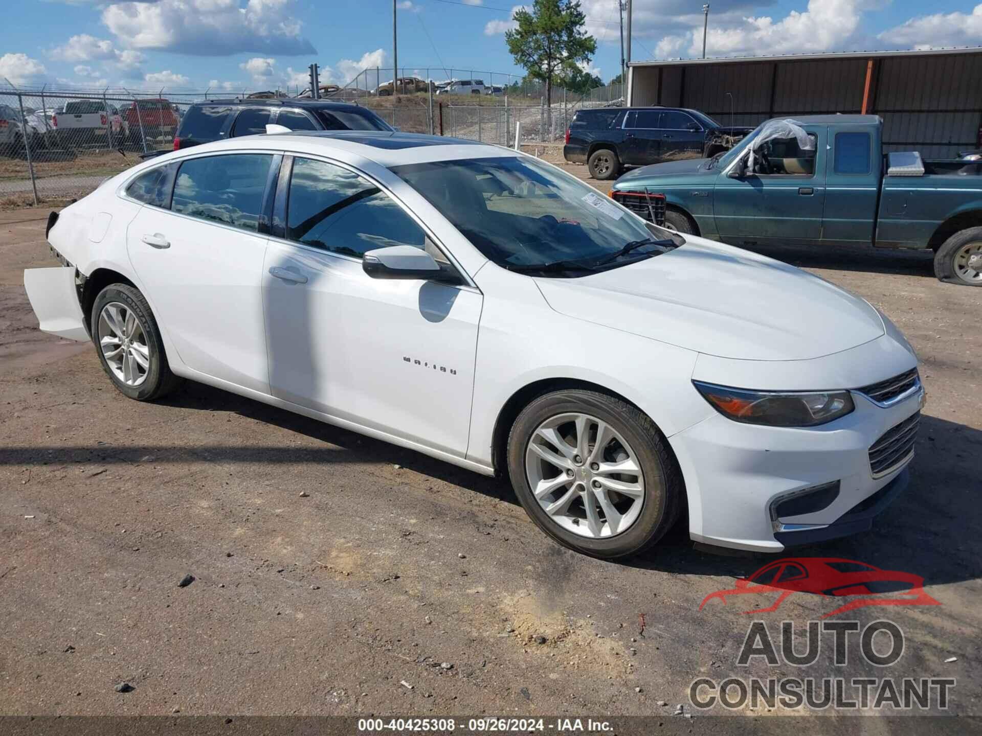 CHEVROLET MALIBU 2017 - 1G1ZE5ST9HF190718