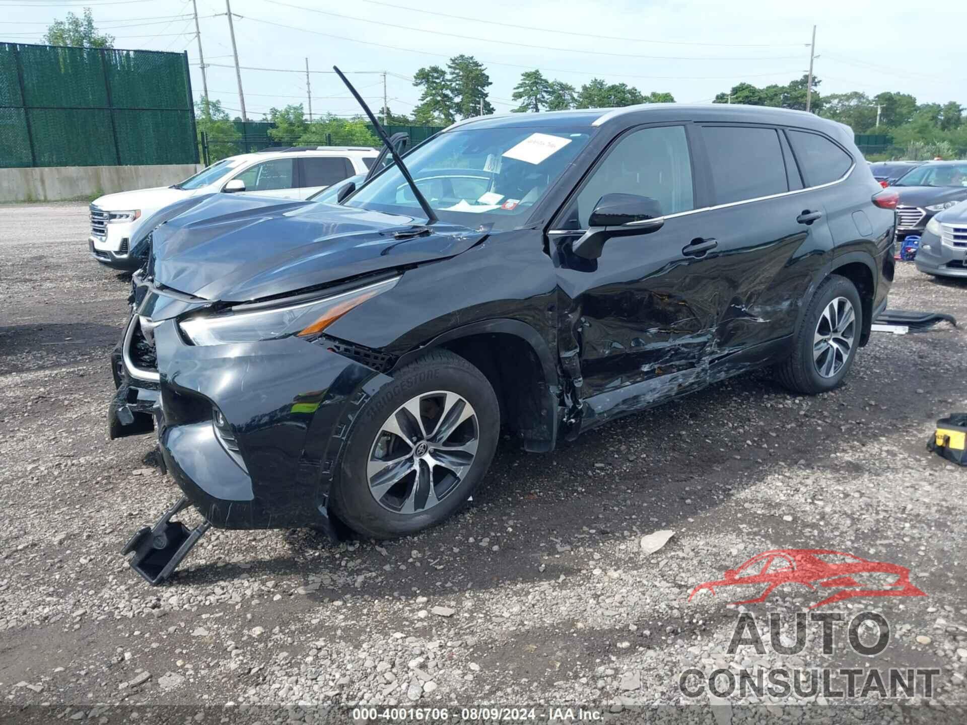 TOYOTA HIGHLANDER 2023 - 5TDKDRBH2PS516758