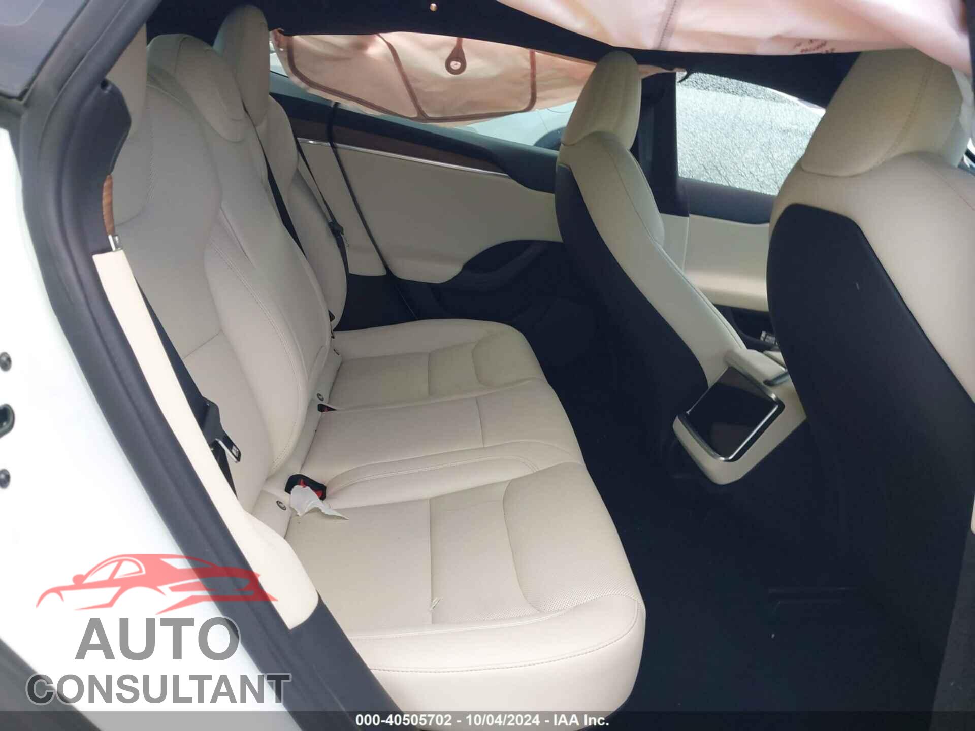 TESLA MODEL S 2022 - 5YJSA1E58NF486484