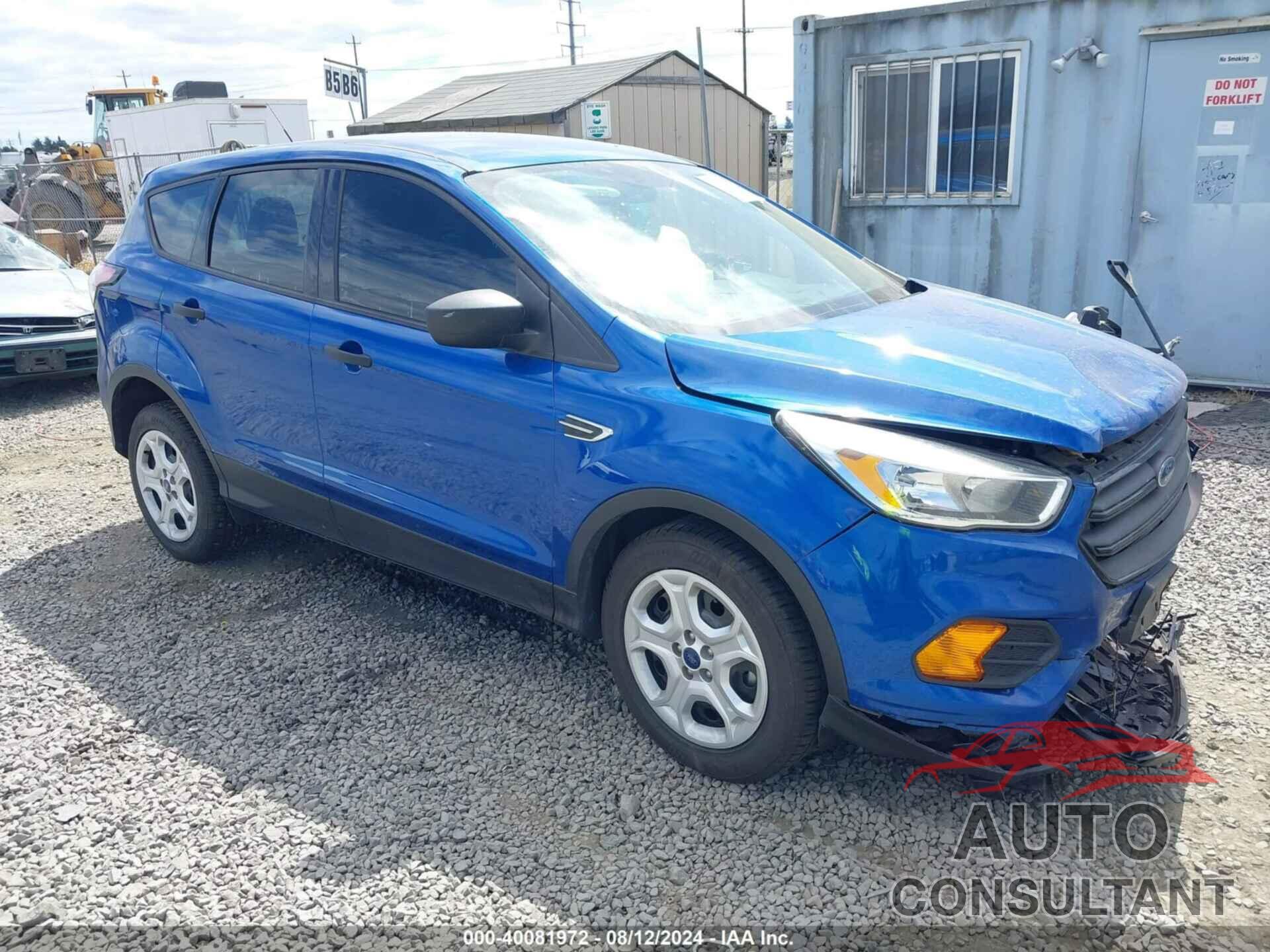 FORD ESCAPE 2017 - 1FMCU0F71HUC11780