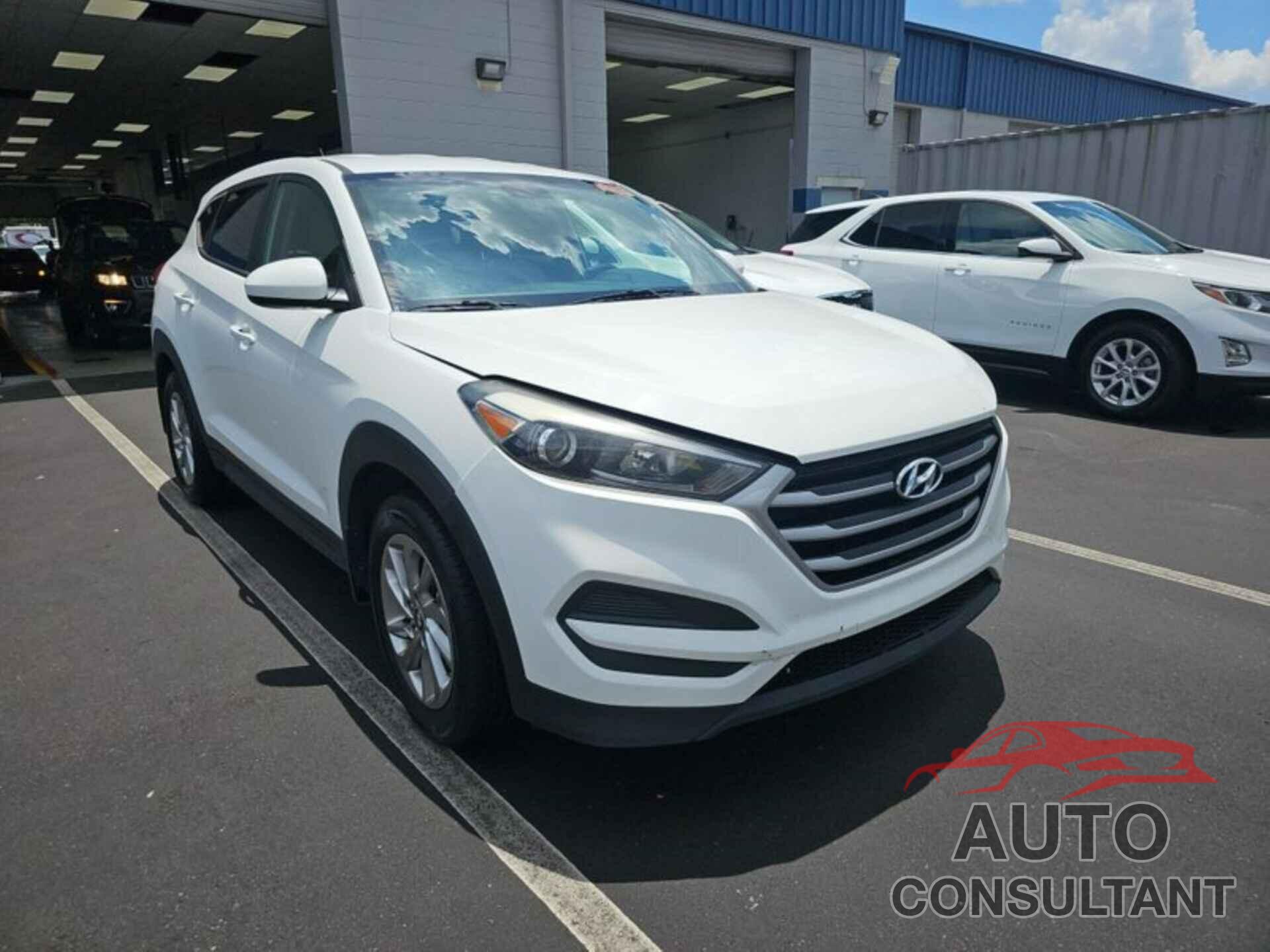 HYUNDAI TUCSON 2018 - KM8J23A44JU622642