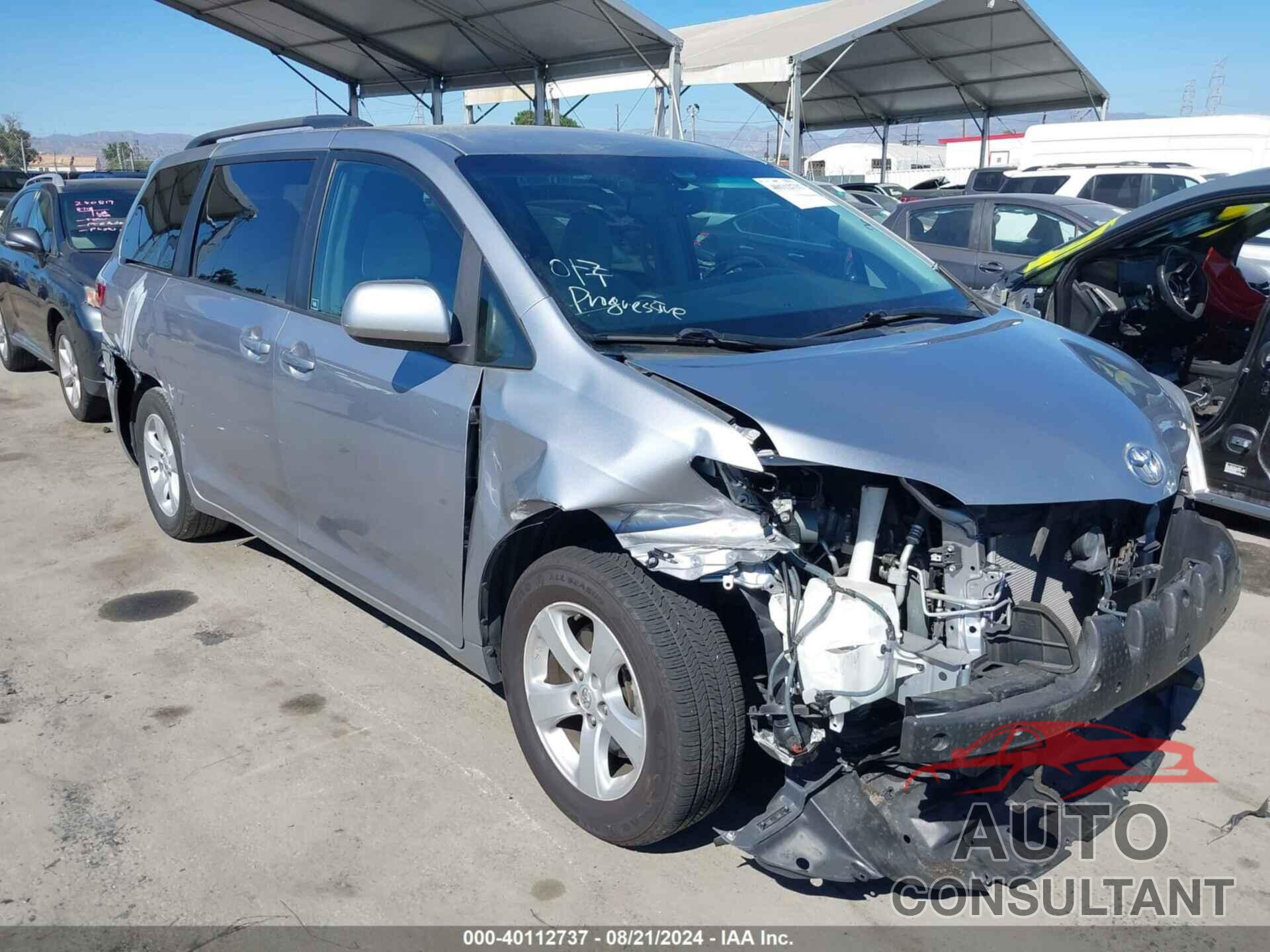 TOYOTA SIENNA 2017 - 5TDKZ3DC2HS790690