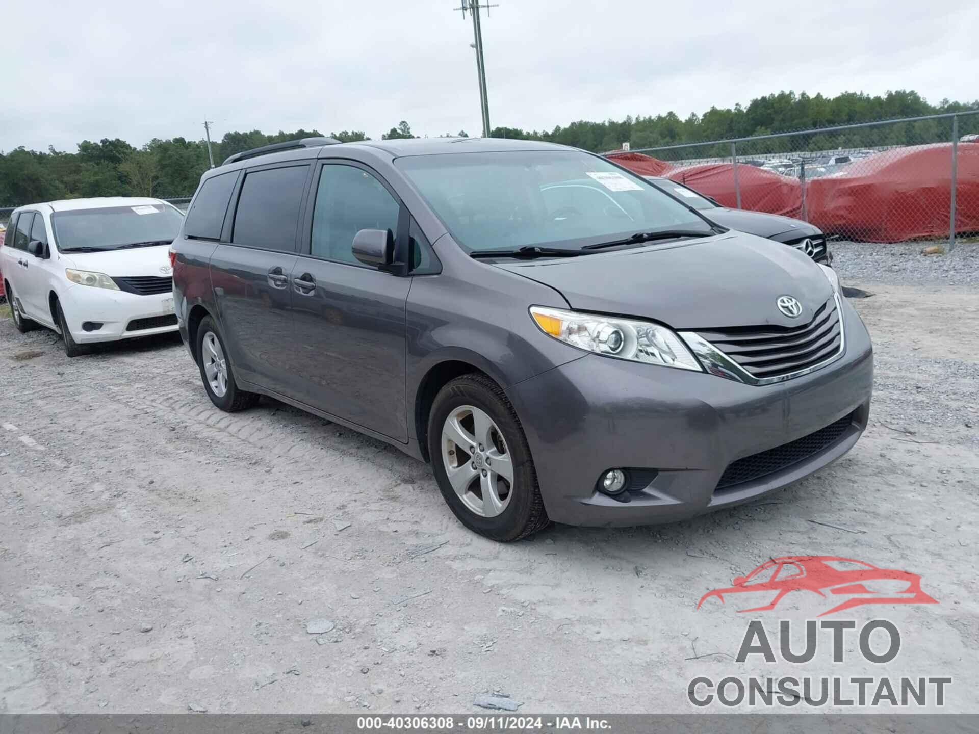 TOYOTA SIENNA 2017 - 5TDKZ3DC7HS894088