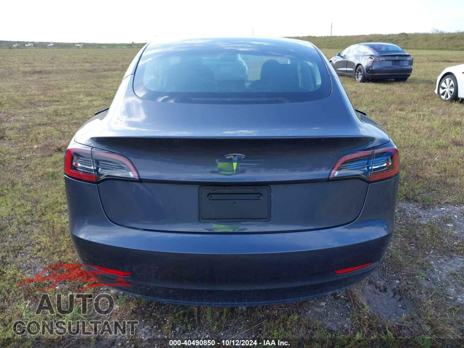 TESLA MODEL 3 2023 - 5YJ3E1EA5PF657345