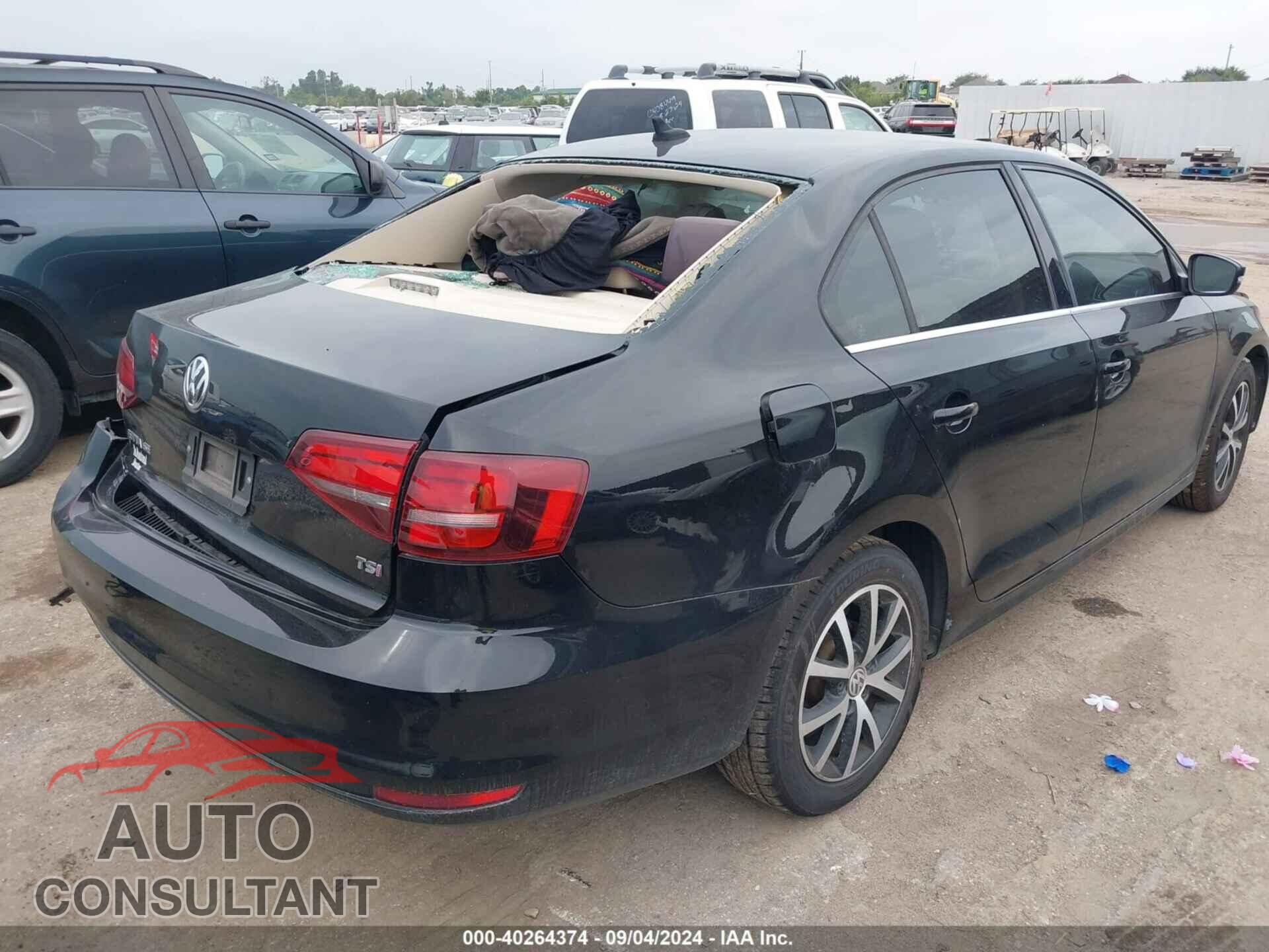 VOLKSWAGEN JETTA 2017 - 3VWDB7AJ4HM308774