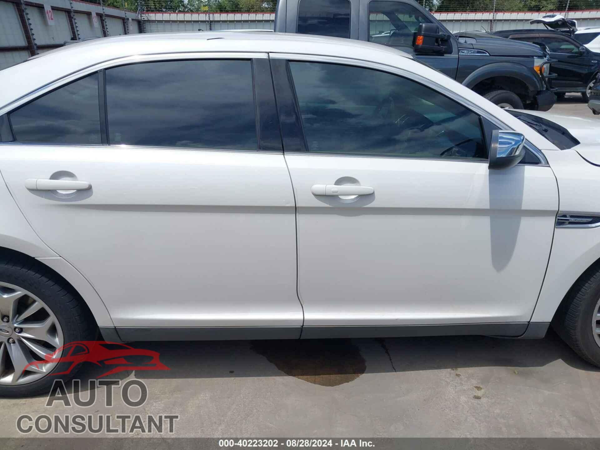 FORD TAURUS 2014 - 1FAHP2F89EG153276