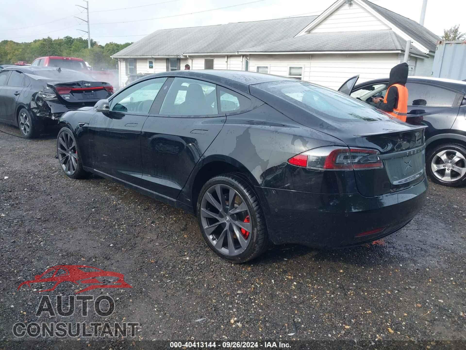 TESLA MODEL S 2019 - 5YJSA1E46KF349305