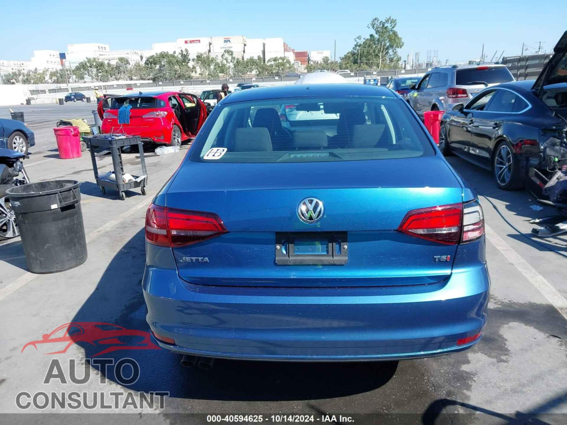 VOLKSWAGEN JETTA 2017 - 3VW2B7AJ7HM386893