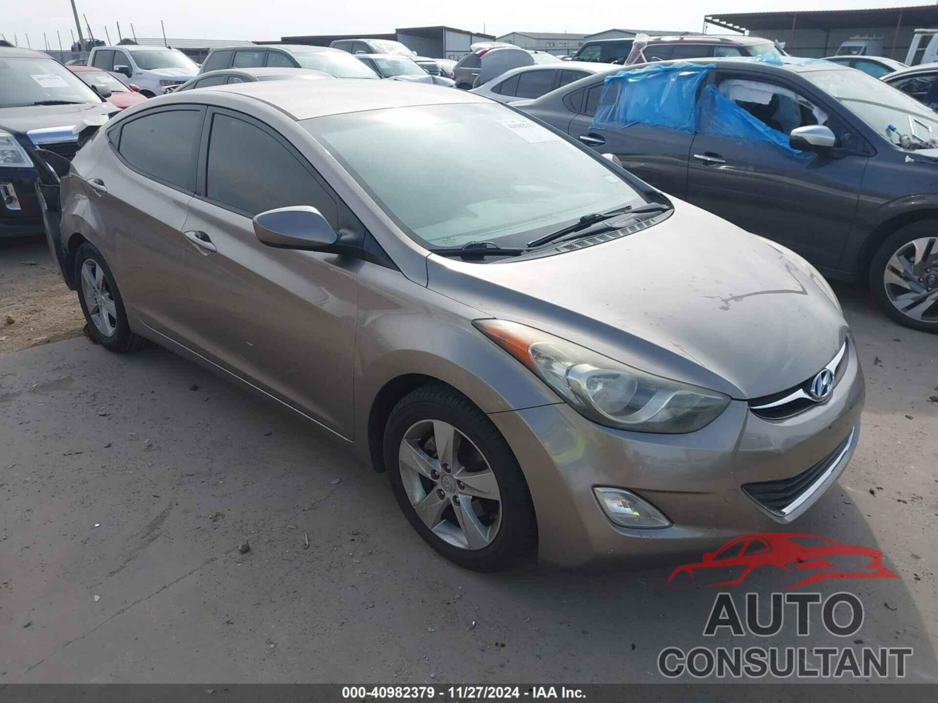 HYUNDAI ELANTRA 2012 - 5NPDH4AE9CH105638
