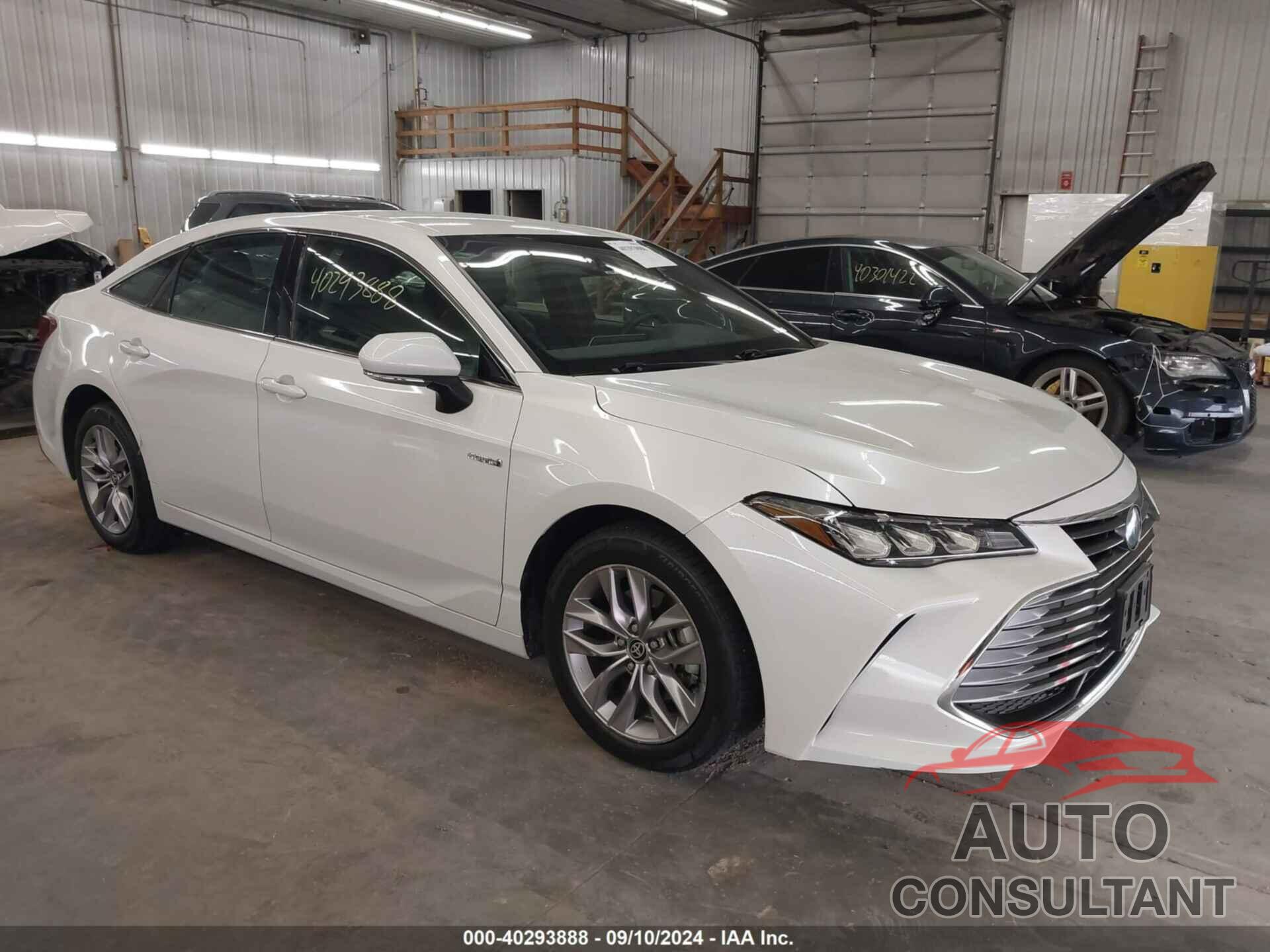 TOYOTA AVALON 2021 - 4T1JA1AB0MU007189