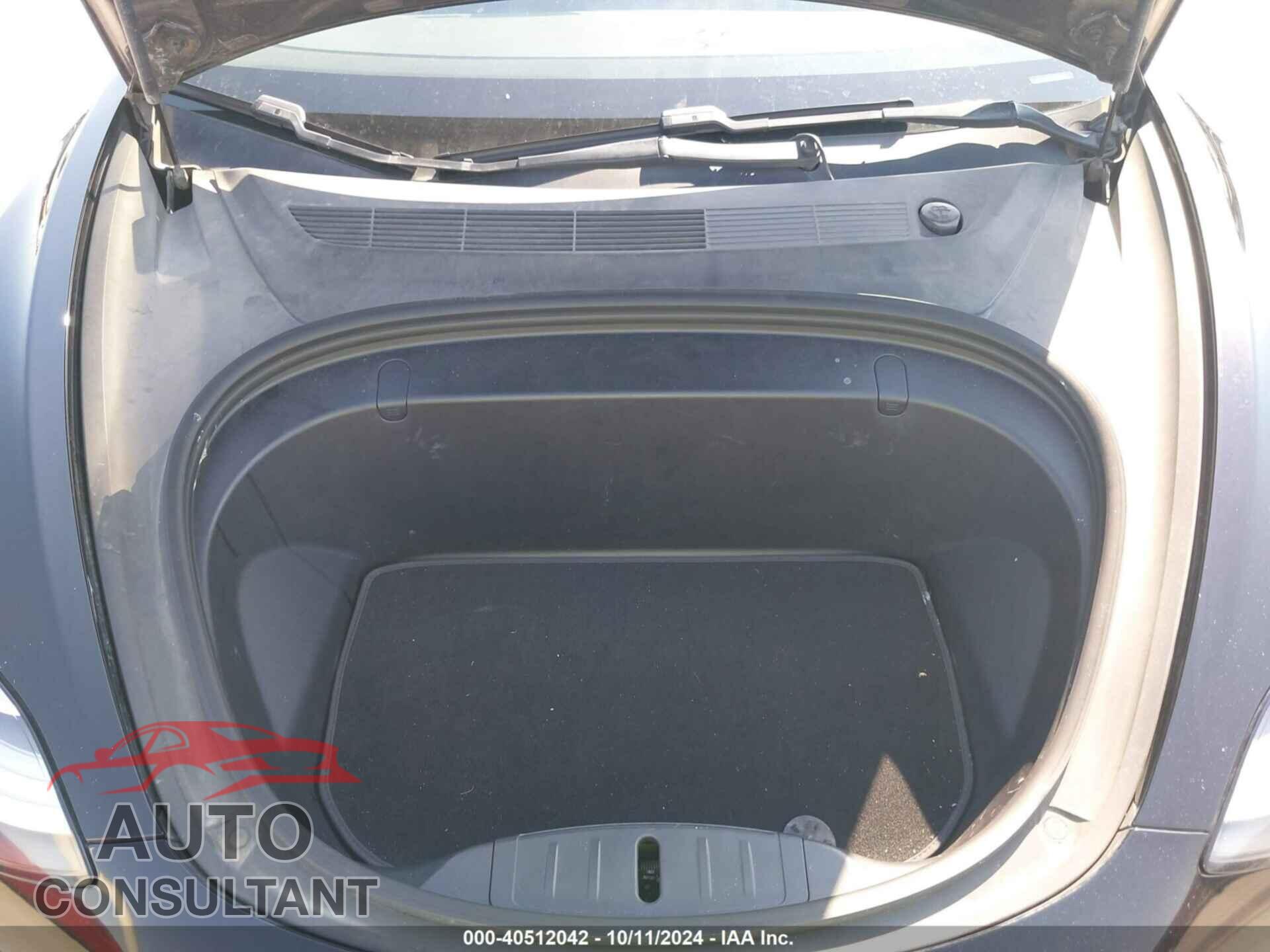 TESLA MODEL 3 2018 - 5YJ3E1EB6JF170798