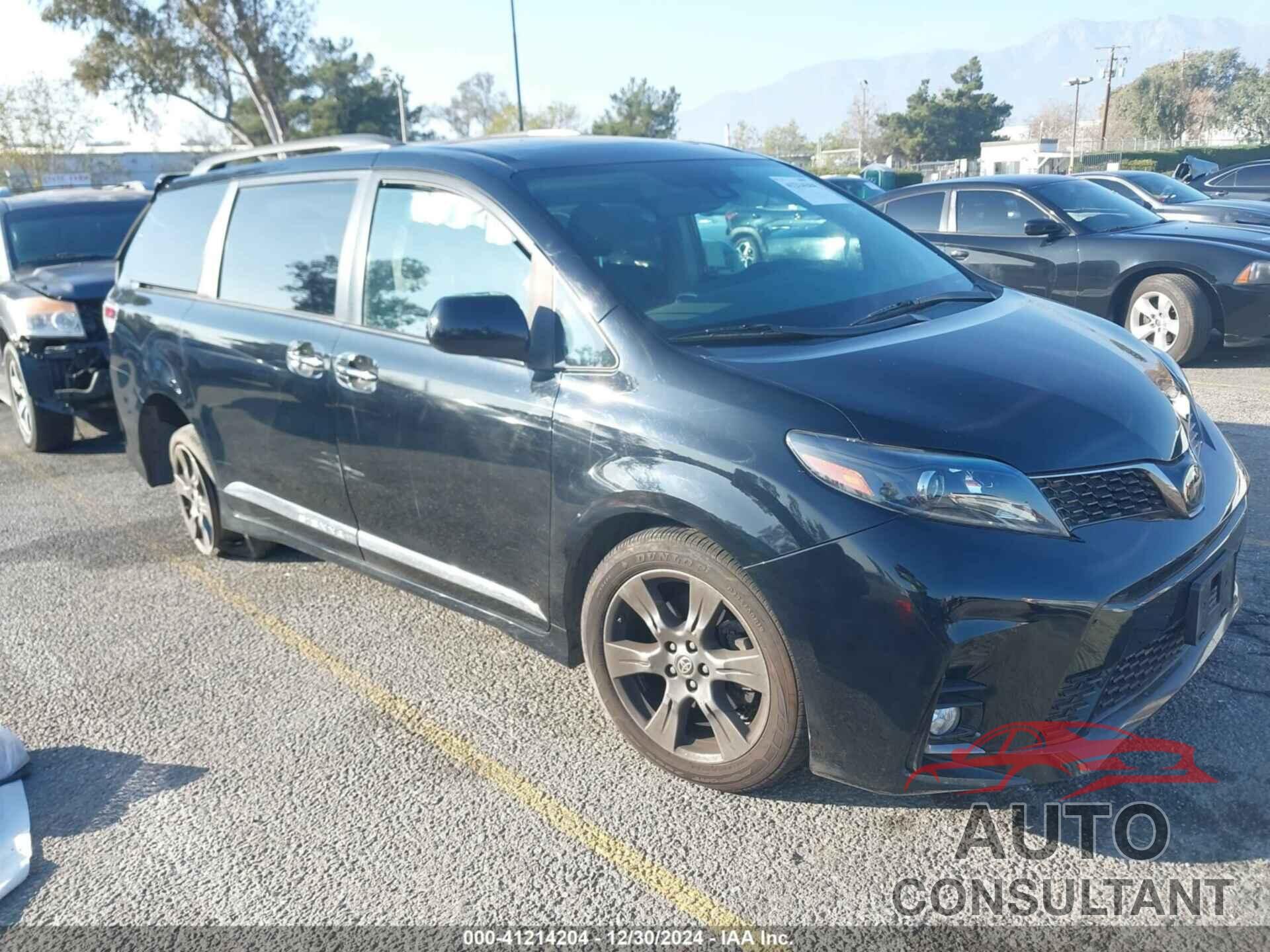 TOYOTA SIENNA 2020 - 5TDXZ3DC8LS084564