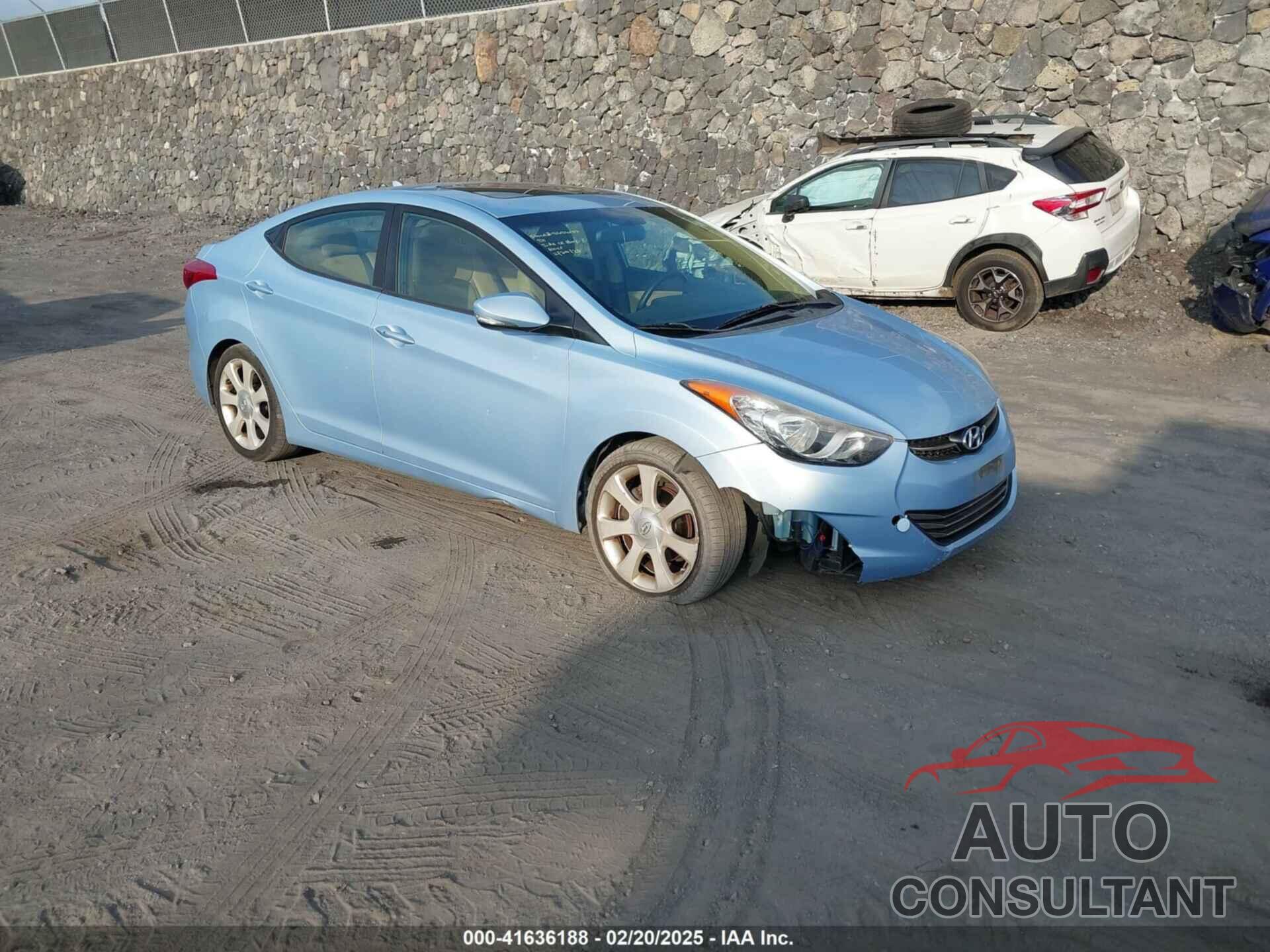 HYUNDAI ELANTRA 2011 - KMHDH4AE7BU095109