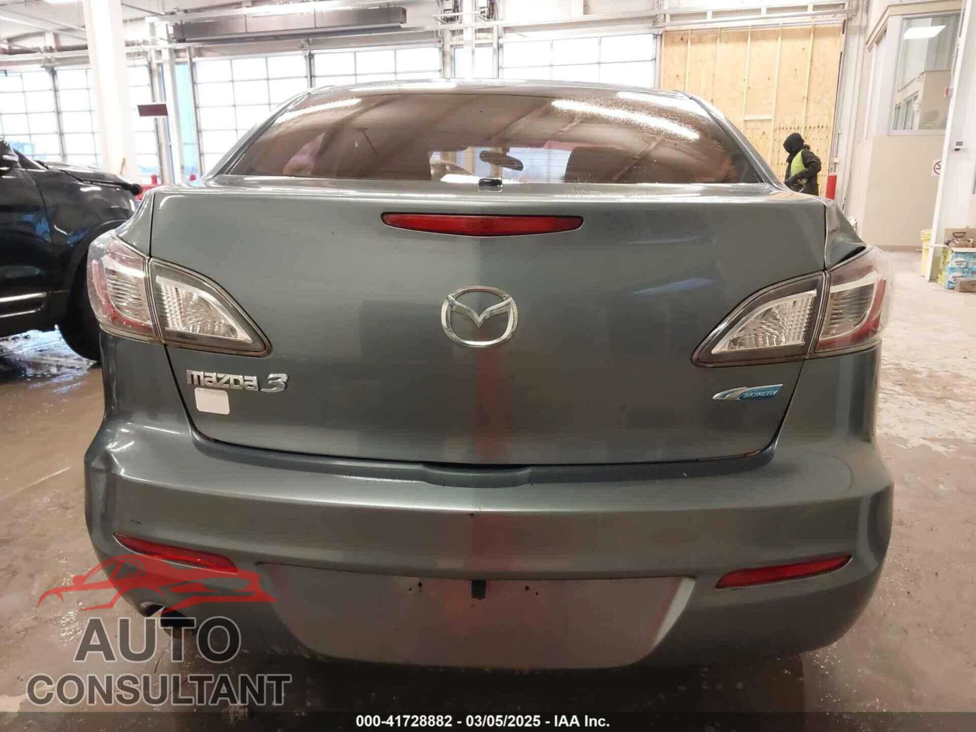 MAZDA MAZDA3 2012 - JM1BL1V7XC1676353