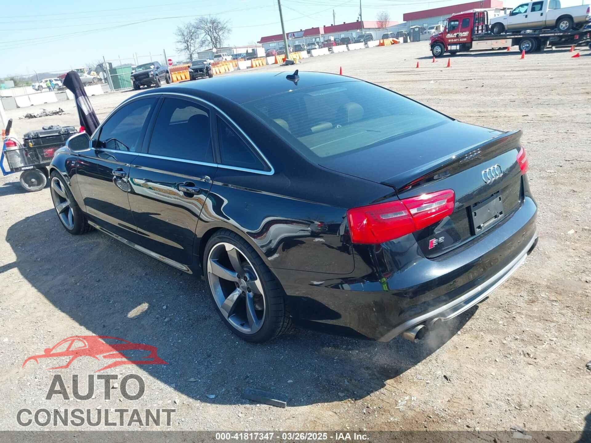 AUDI S6 2013 - WAUJ2AFC0DN096028