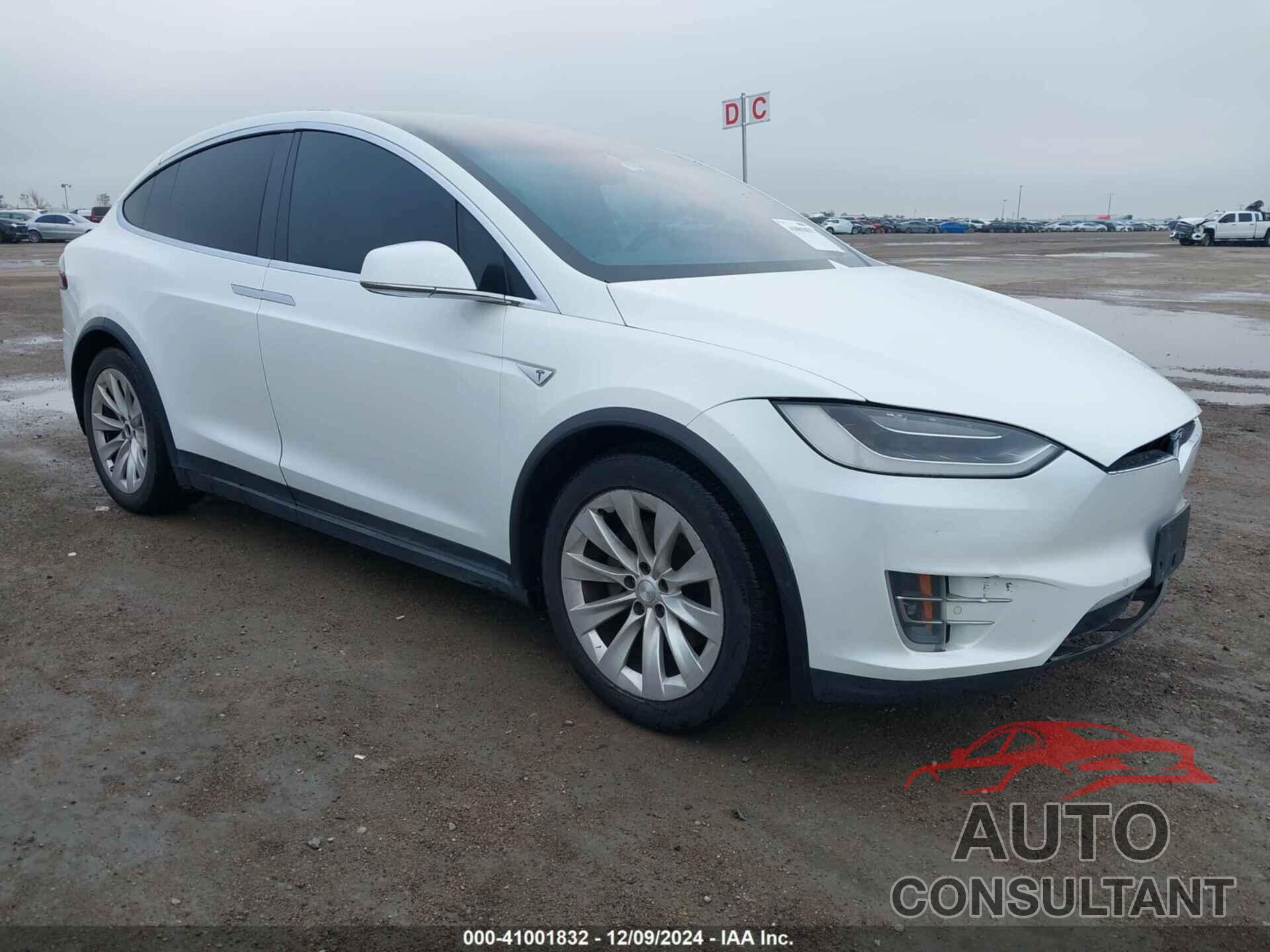 TESLA MODEL X 2016 - 5YJXCAE23GF005825