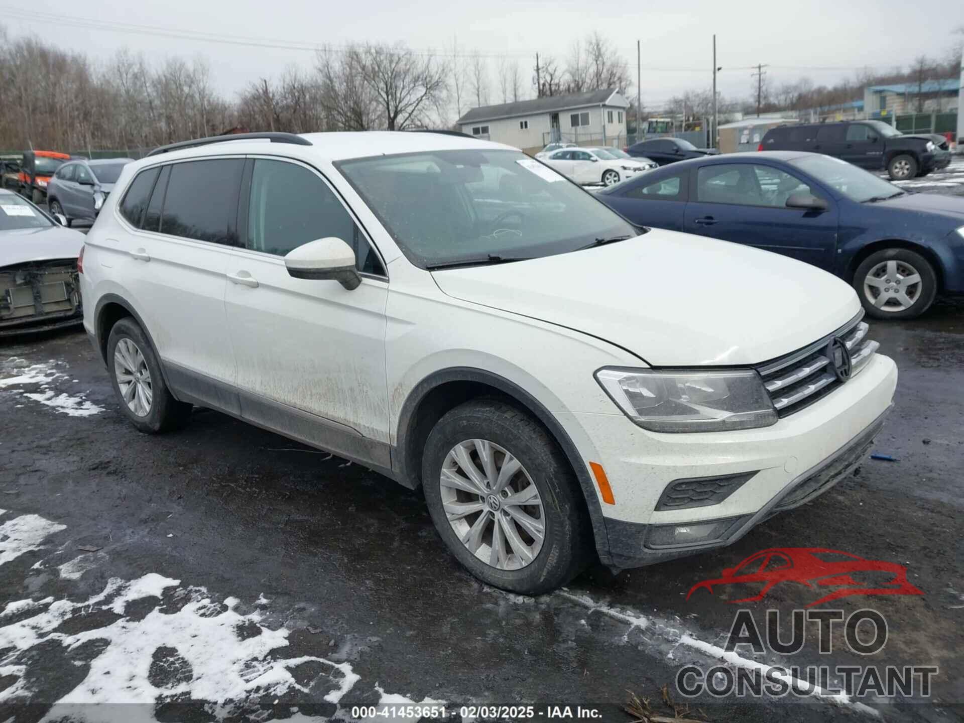 VOLKSWAGEN TIGUAN 2018 - 3VV2B7AX9JM034719