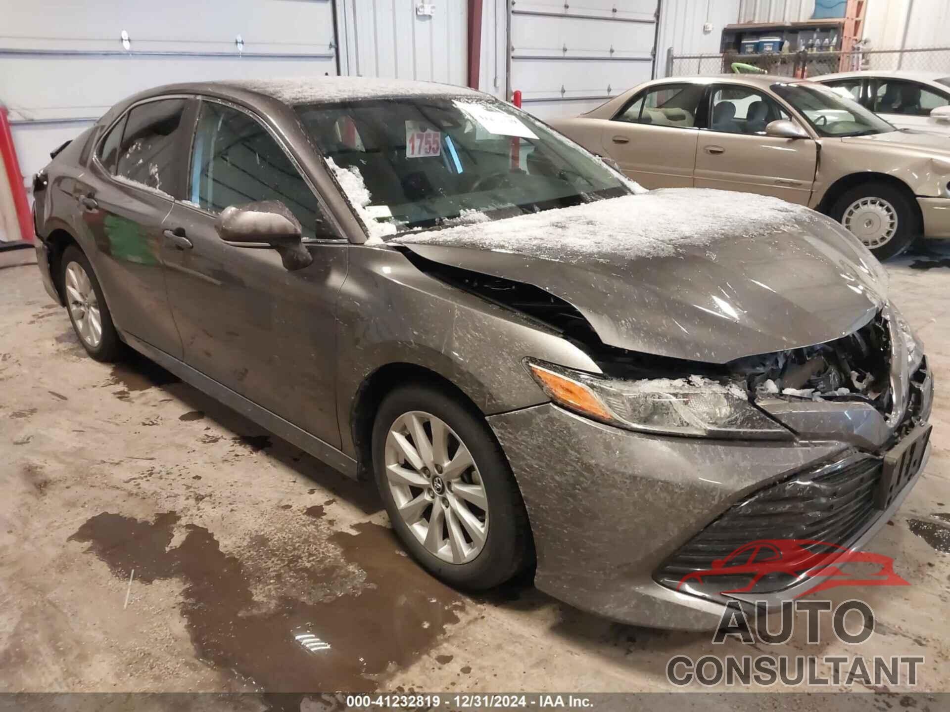 TOYOTA CAMRY 2019 - 4T1B11HK1KU855671
