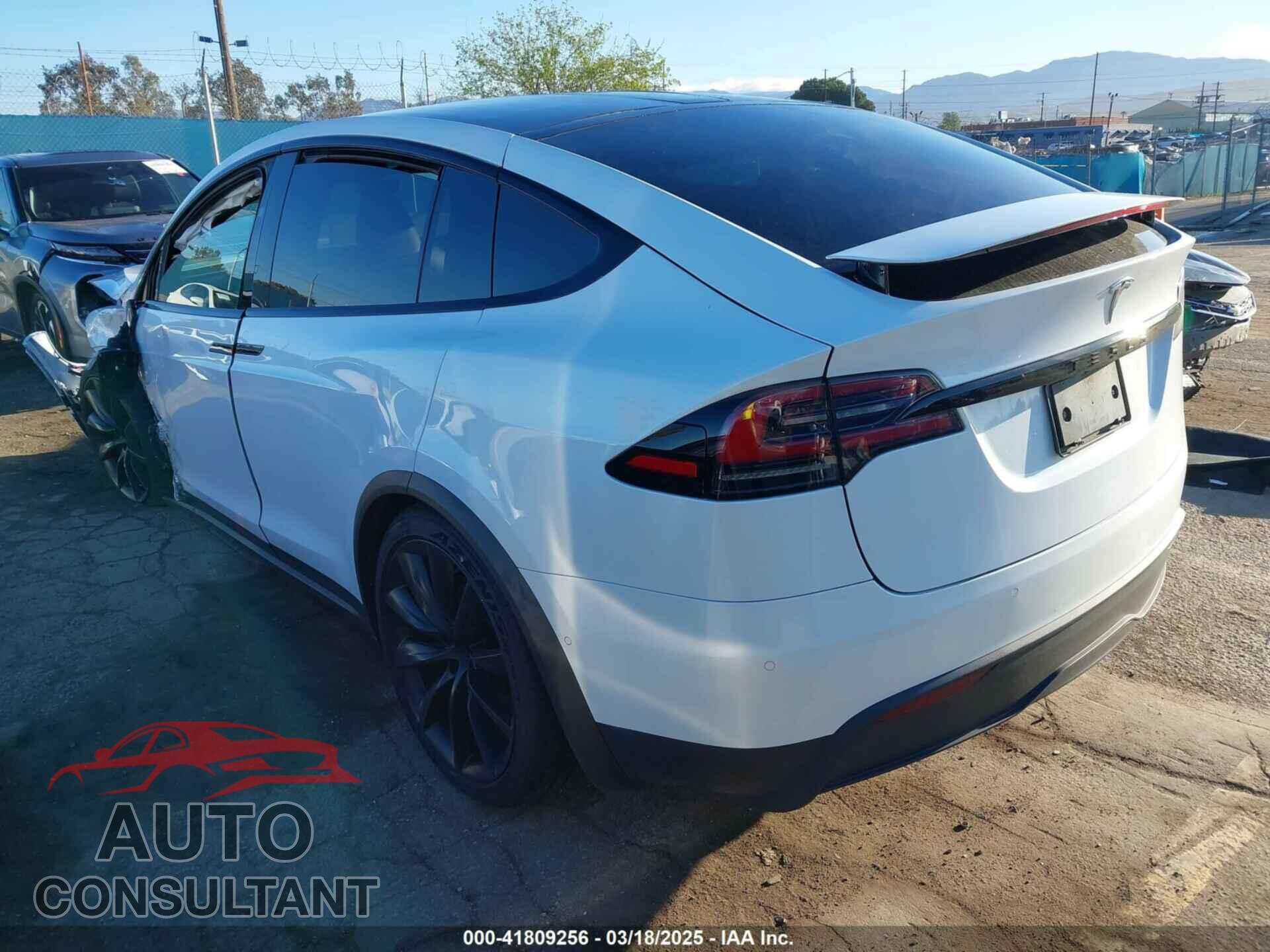TESLA MODEL X 2022 - 7SAXCBE59NF364984