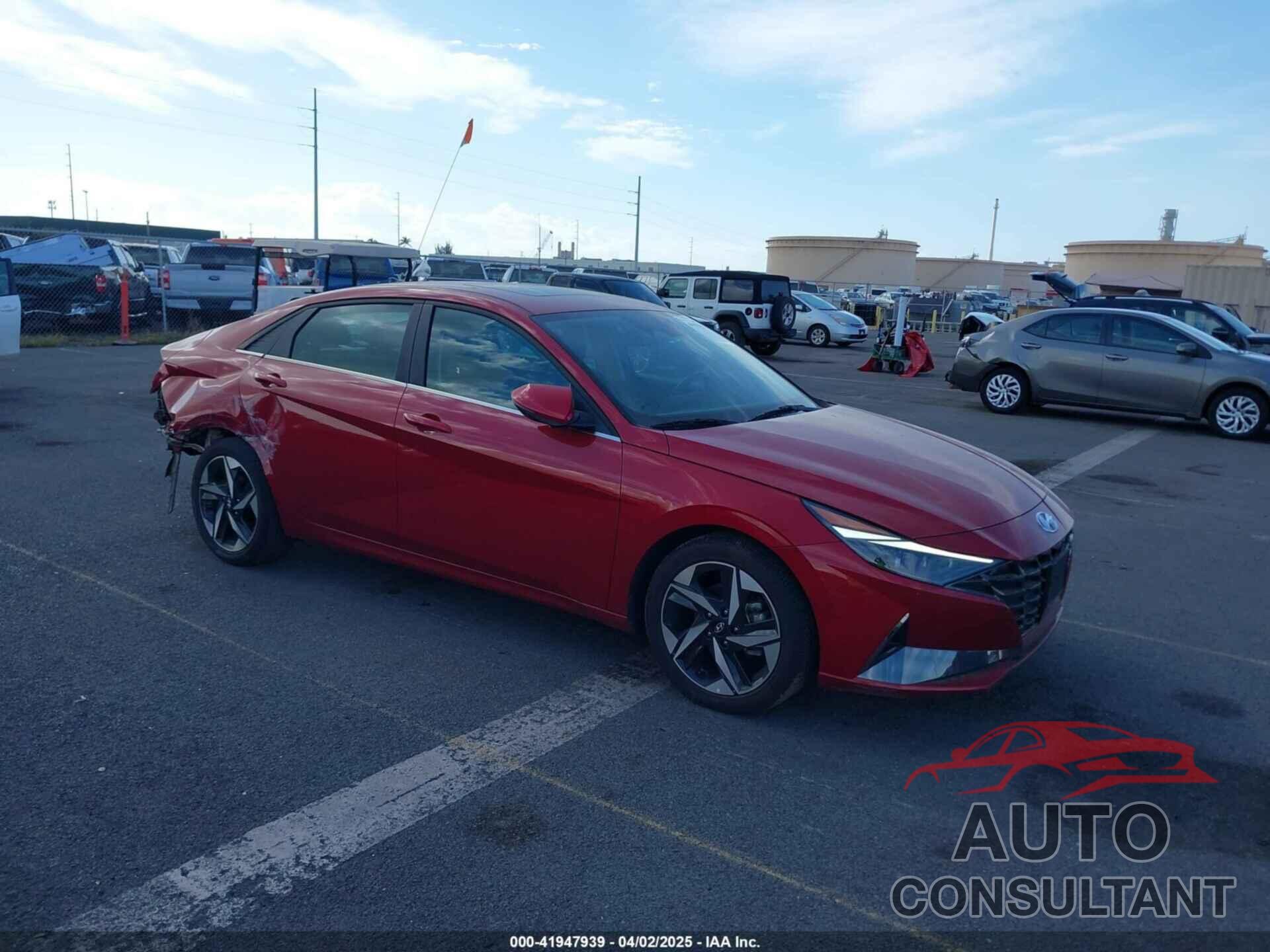 HYUNDAI ELANTRA 2023 - KMHLP4AG9PU480002