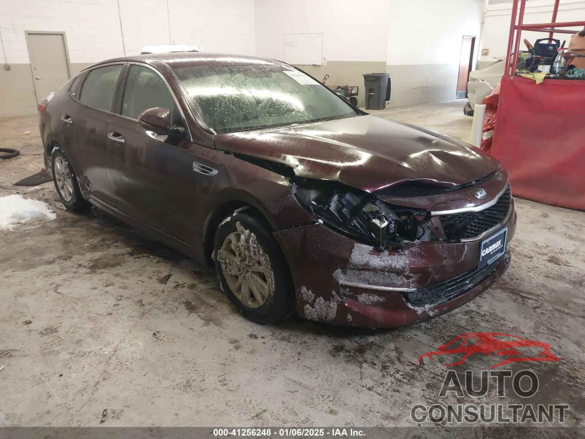 KIA OPTIMA 2018 - 5XXGT4L32JG207055
