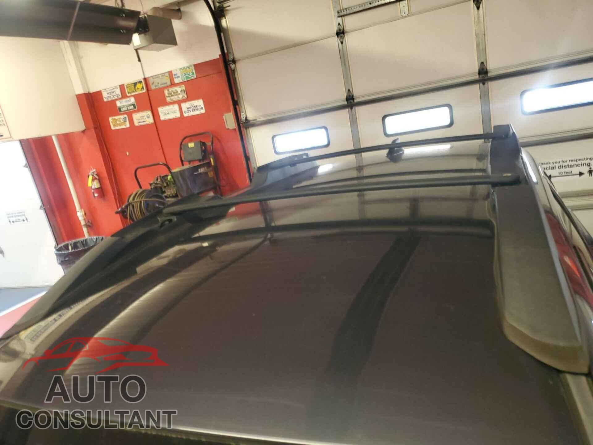 SUBARU OUTBACK 2017 - 4S4BSAFC8H3399501
