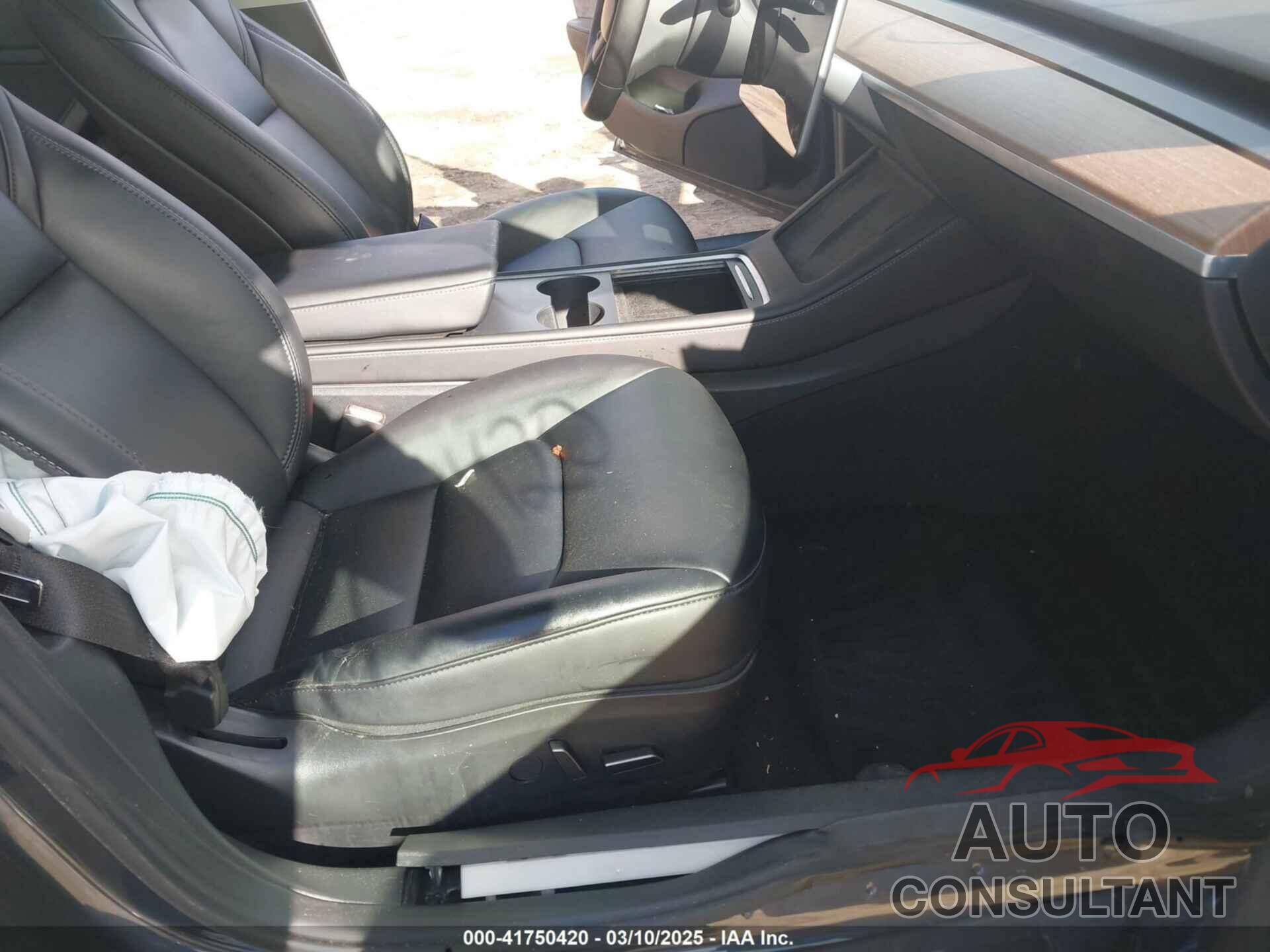 TESLA MODEL 3 2023 - 5YJ3E1EA7PF641292