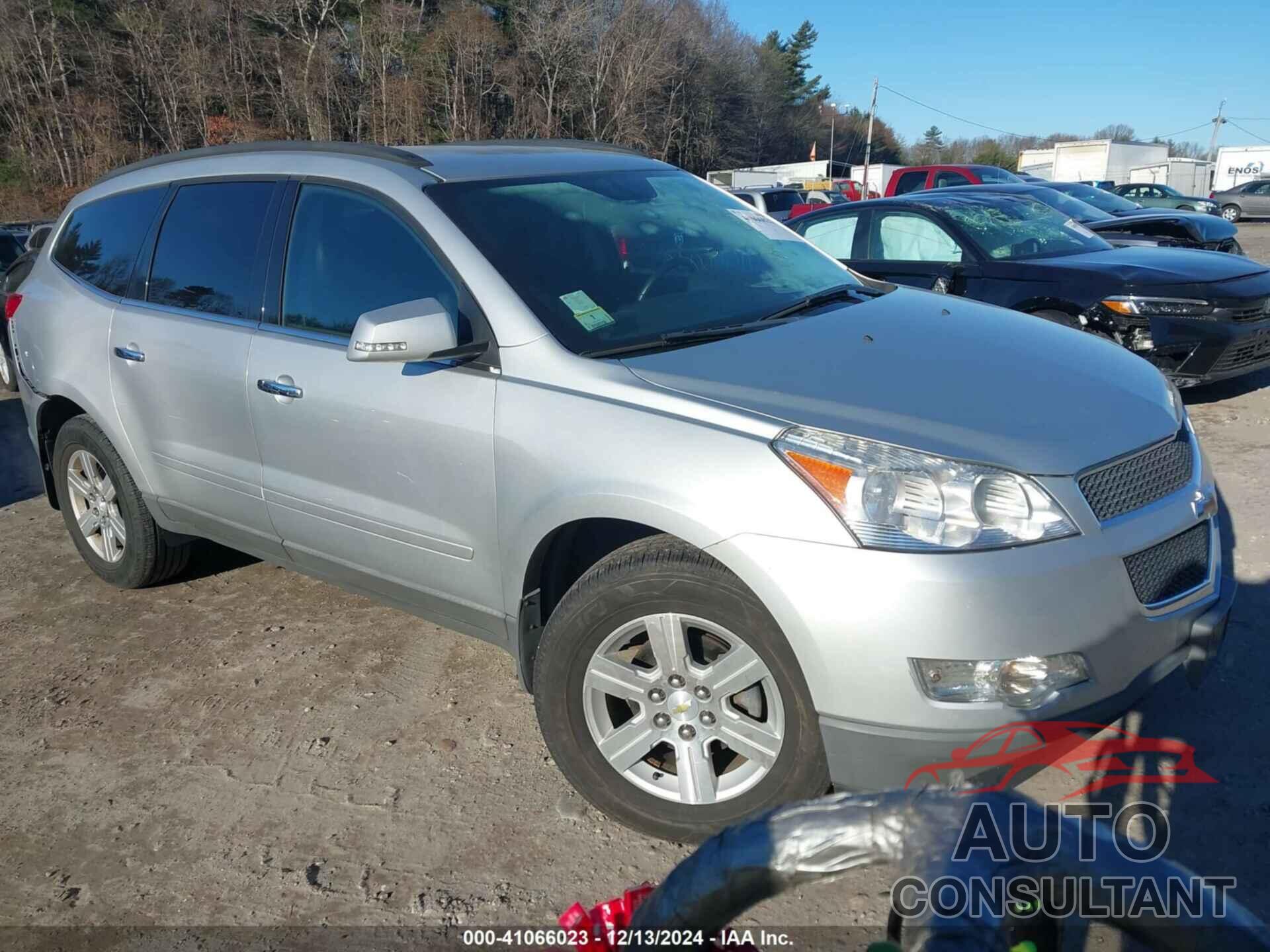 CHEVROLET TRAVERSE 2012 - 1GNKVGED9CJ380721