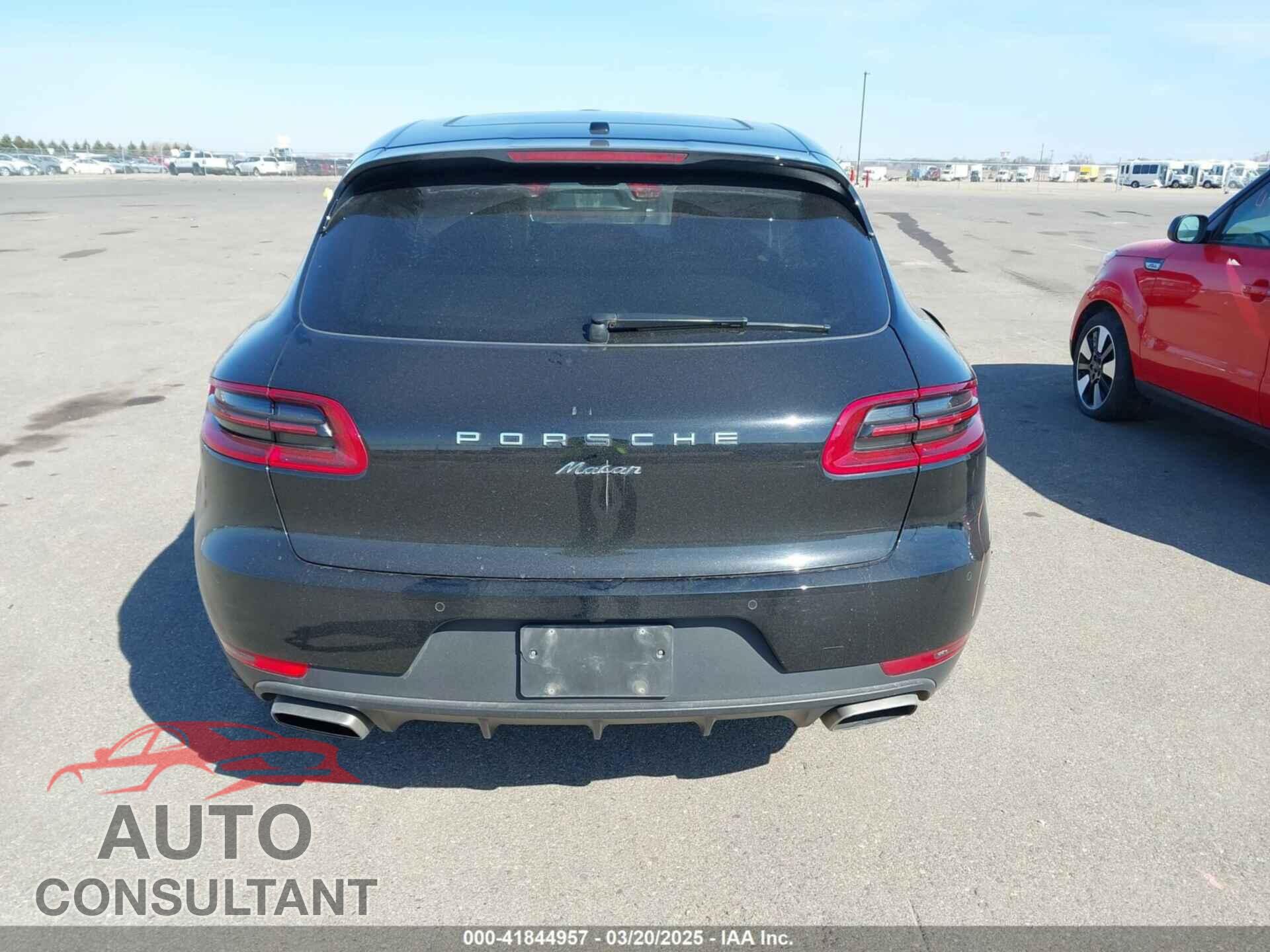 PORSCHE MACAN 2017 - WP1AA2A59HLB05748