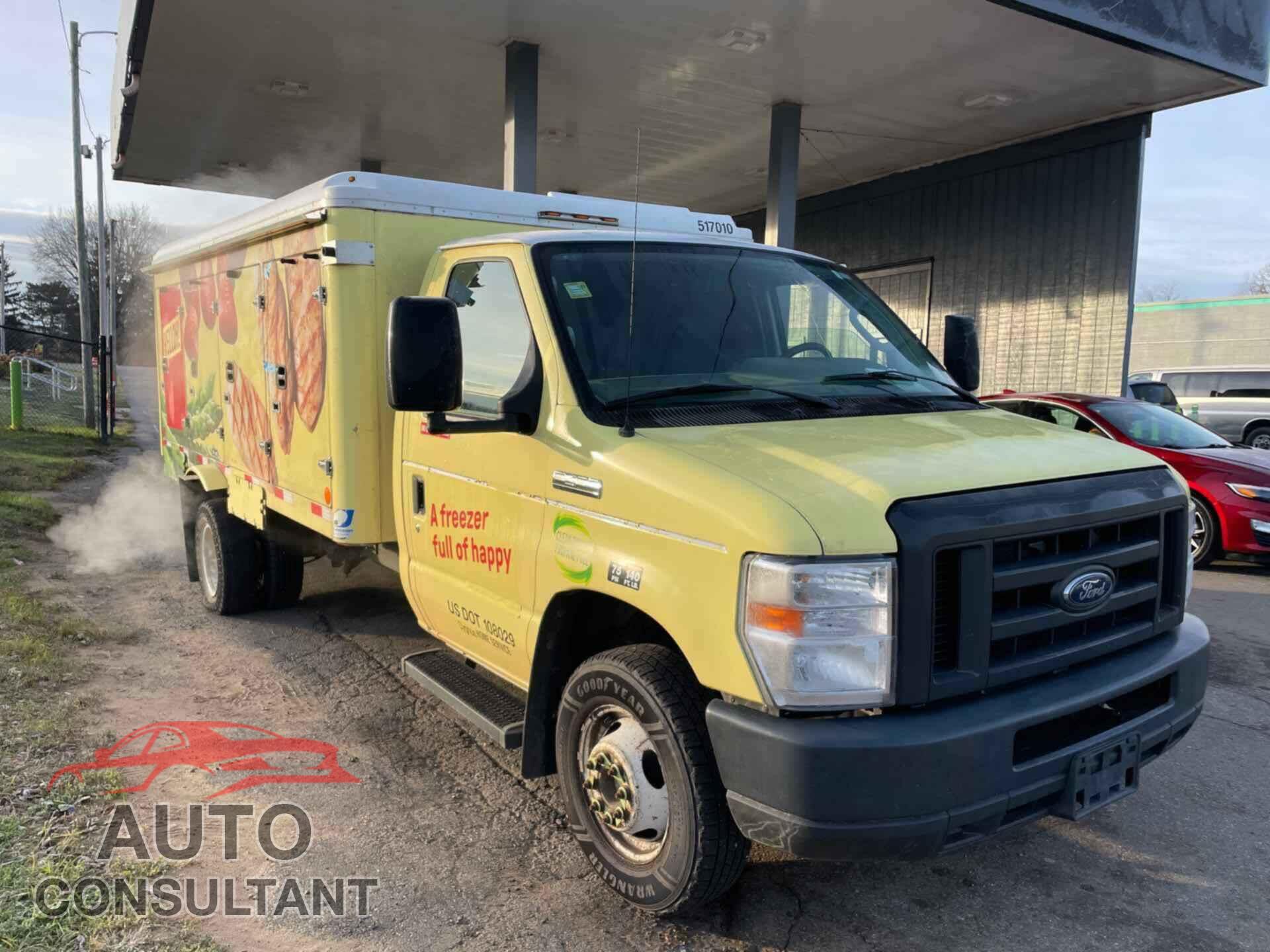 FORD ECONOLINE 2018 - 1FDXE4FS2JDC33299
