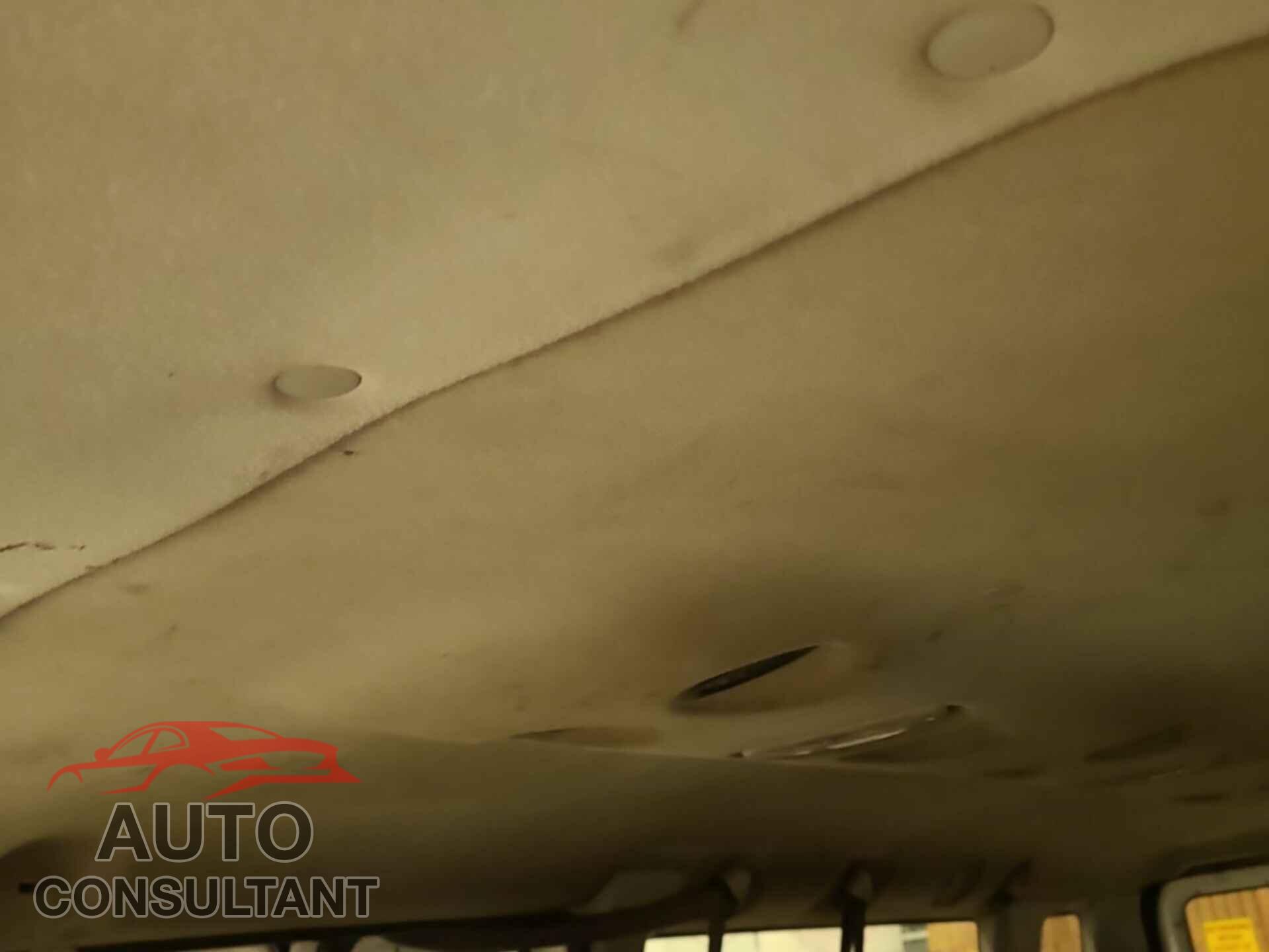 FORD E-350 SUPER DUTY 2012 - 1FBSS3BL0CDA11738