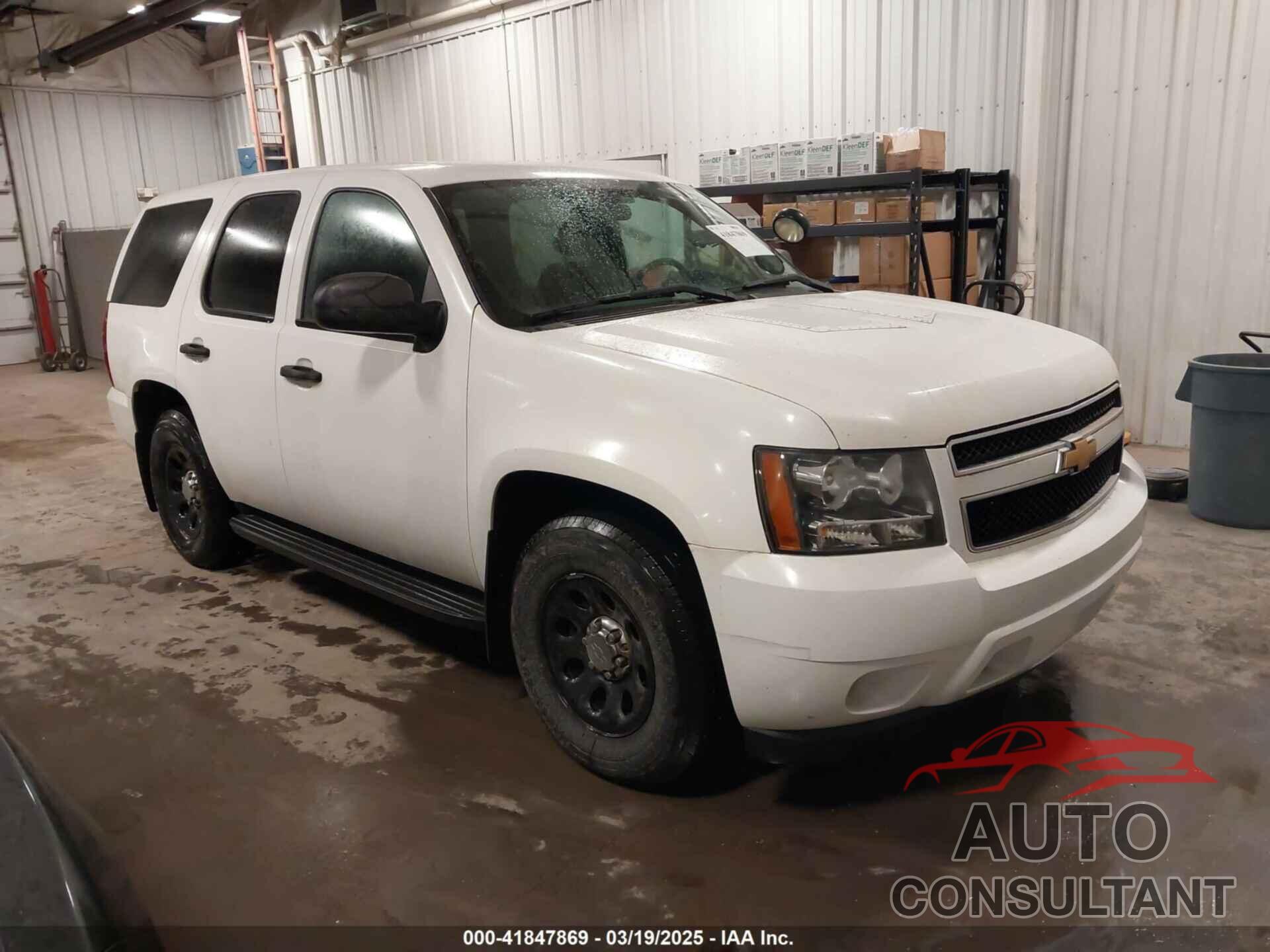 CHEVROLET TAHOE 2012 - 1GNLC2E00CR303649