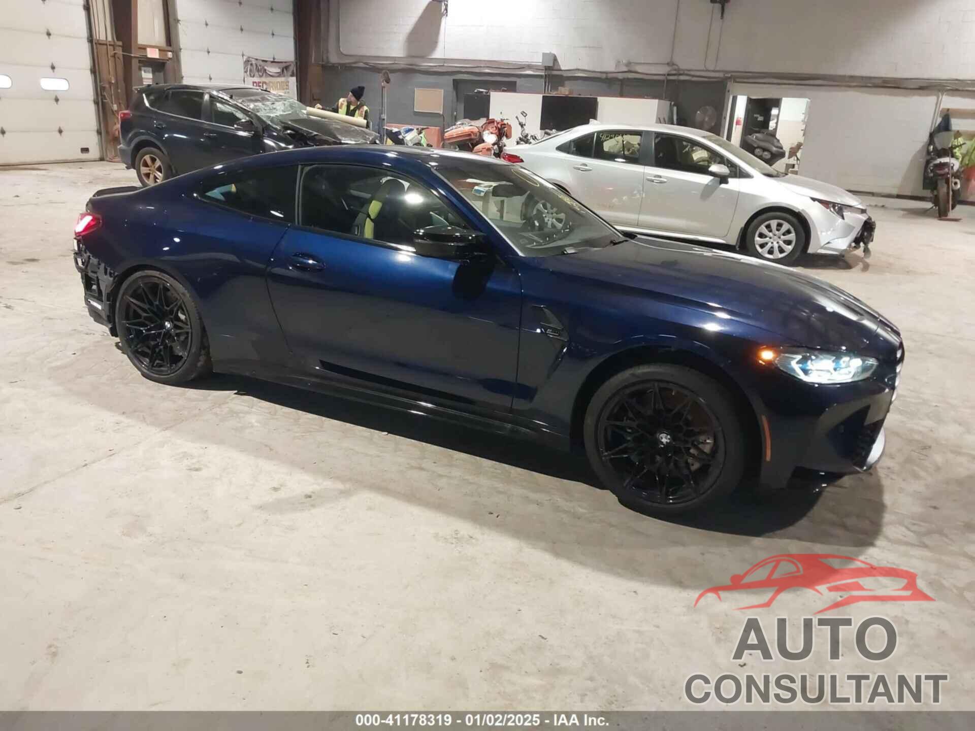 BMW M4 2024 - WBS43AZ04RCP64729