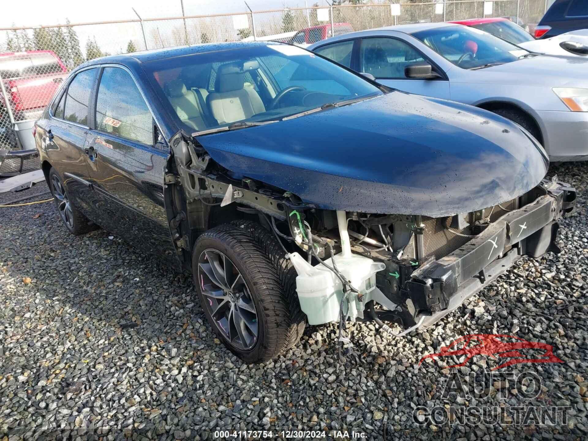 TOYOTA CAMRY 2015 - 4T1BK1FK3FU559380