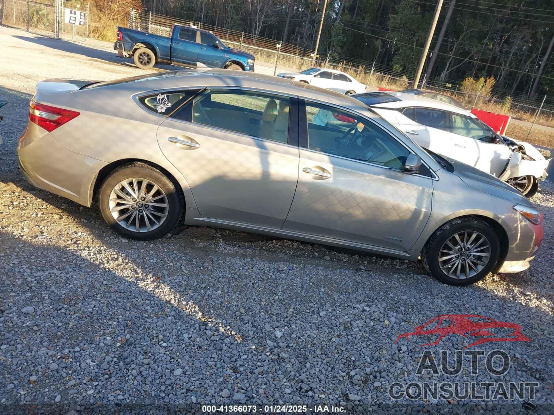 TOYOTA AVALON HYBRID 2018 - 4T1BD1EB1JU062347