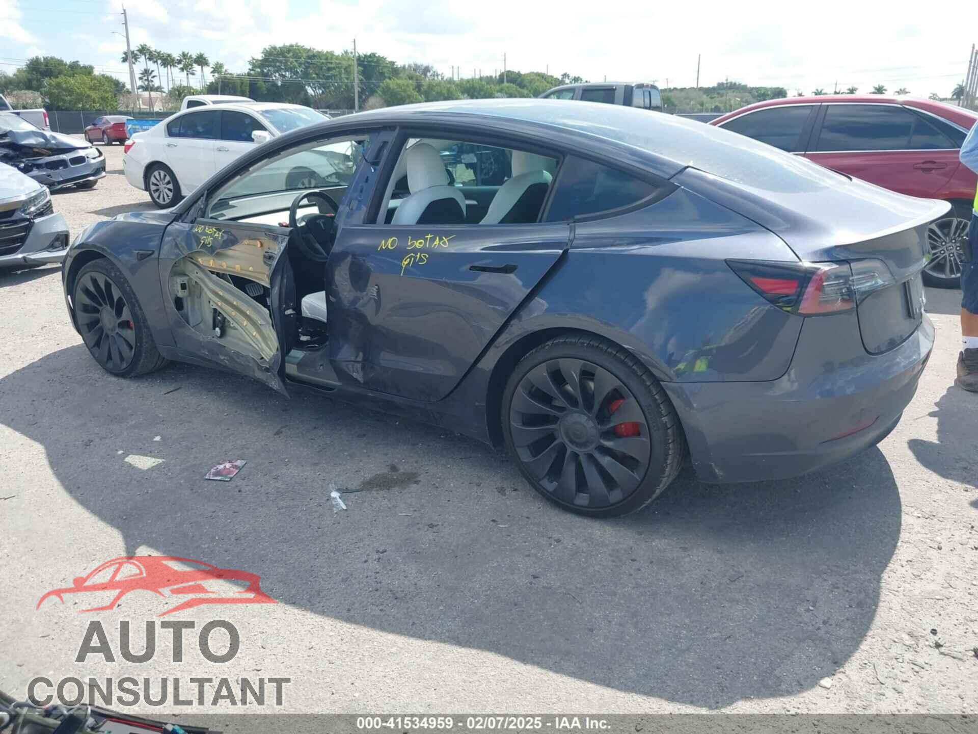 TESLA MODEL 3 2022 - 5YJ3E1EC9NF201184
