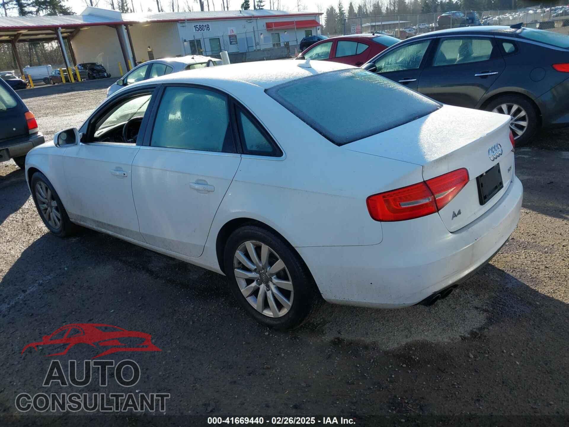 AUDI A4 2013 - WAUAFAFL7DN010475