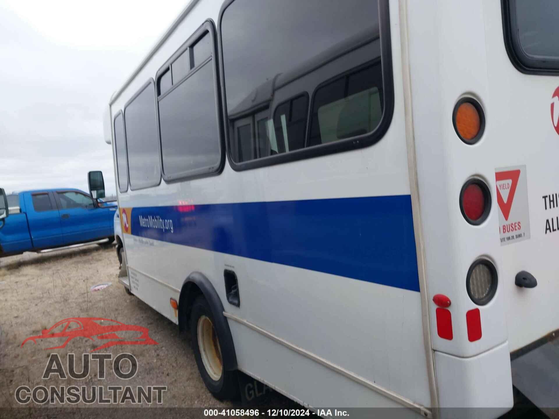 FORD E-450 CUTAWAY 2017 - 1FDFE4FS1HDC36992