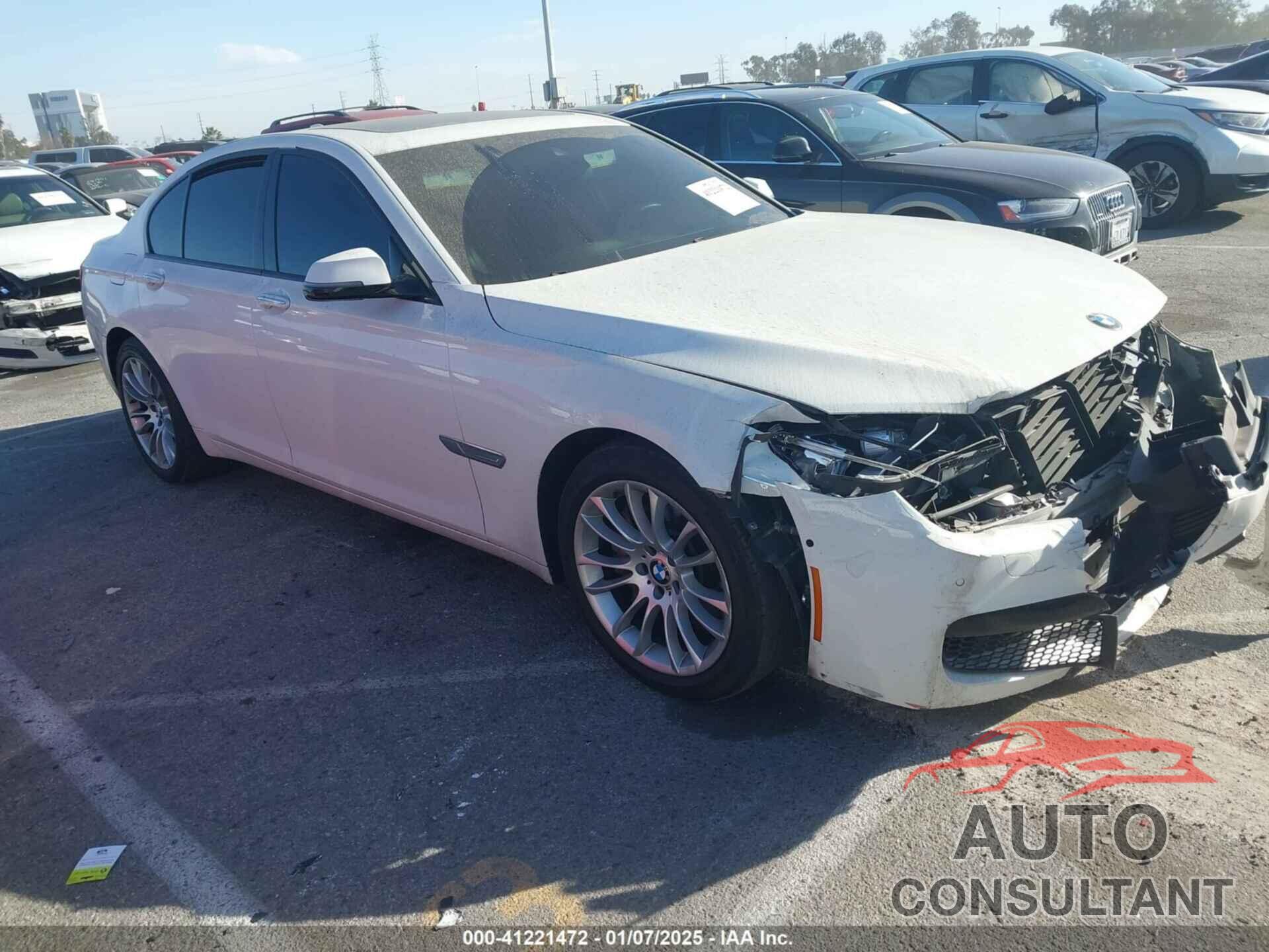BMW 750I 2015 - WBAYA8C58FD825806
