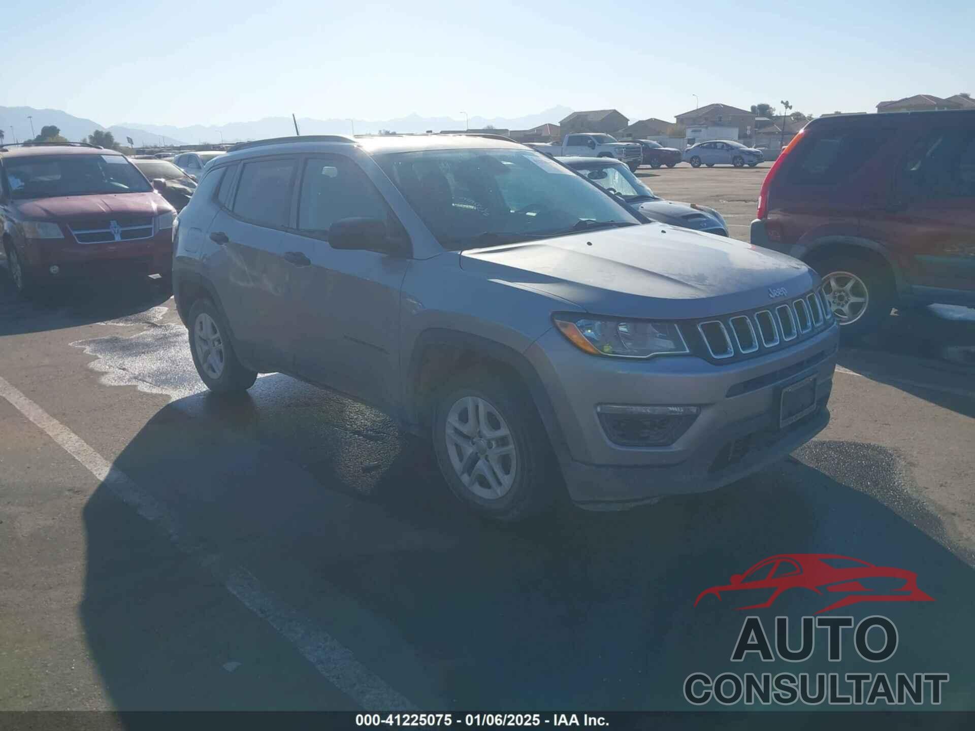 JEEP COMPASS 2018 - 3C4NJCAB2JT124084