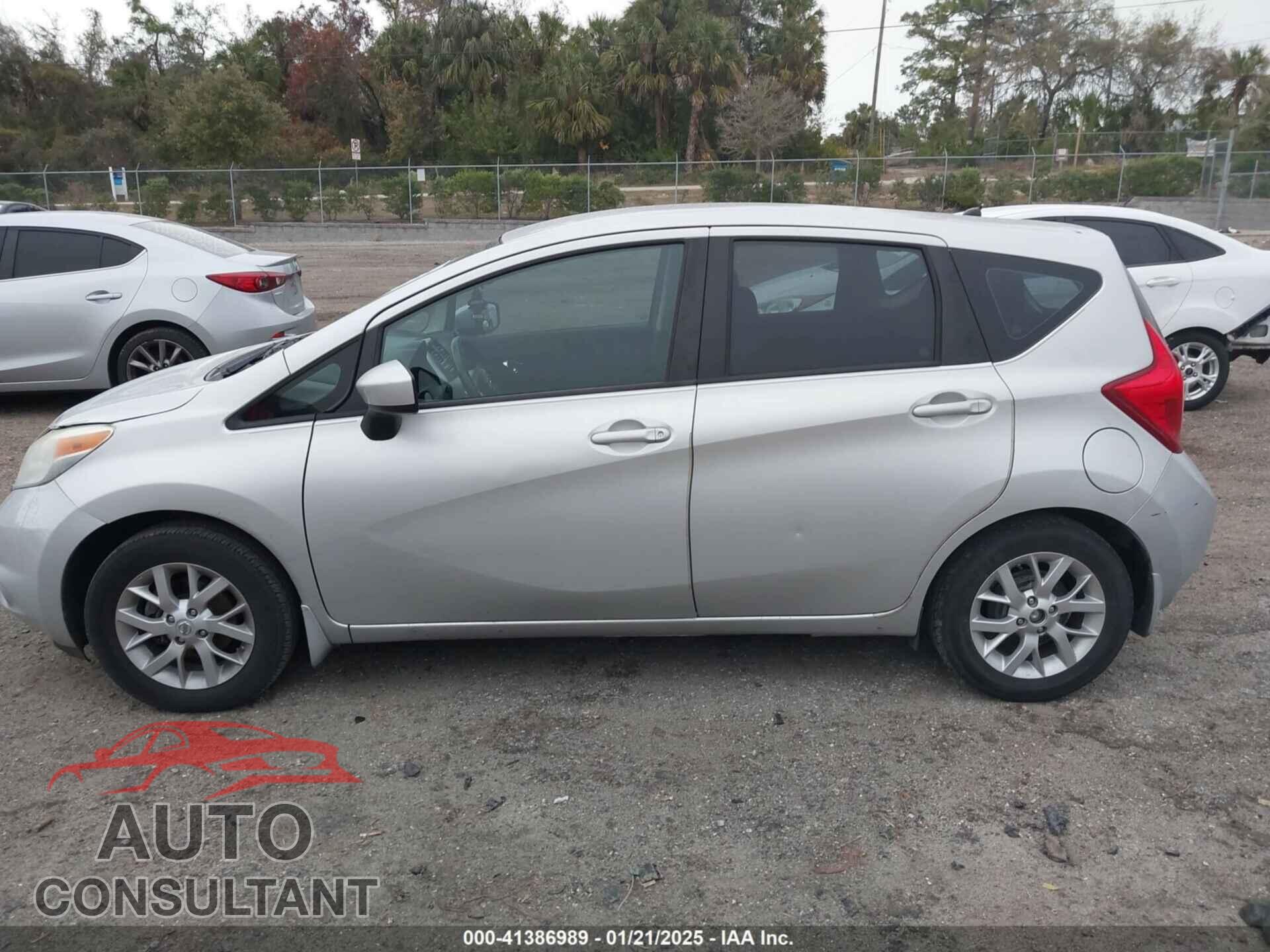 NISSAN VERSA NOTE 2015 - 3N1CE2CP2FL441825