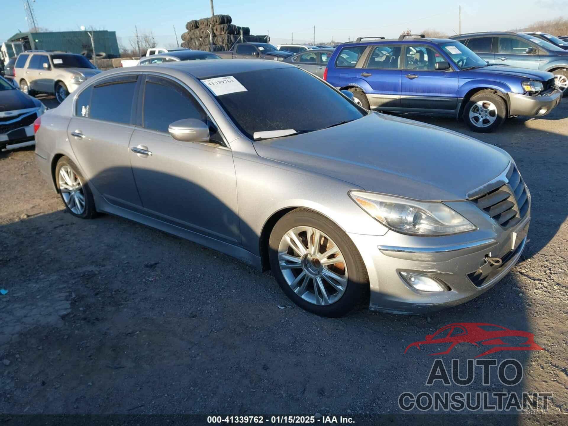 HYUNDAI GENESIS 2012 - KMHGC4DD7CU168575