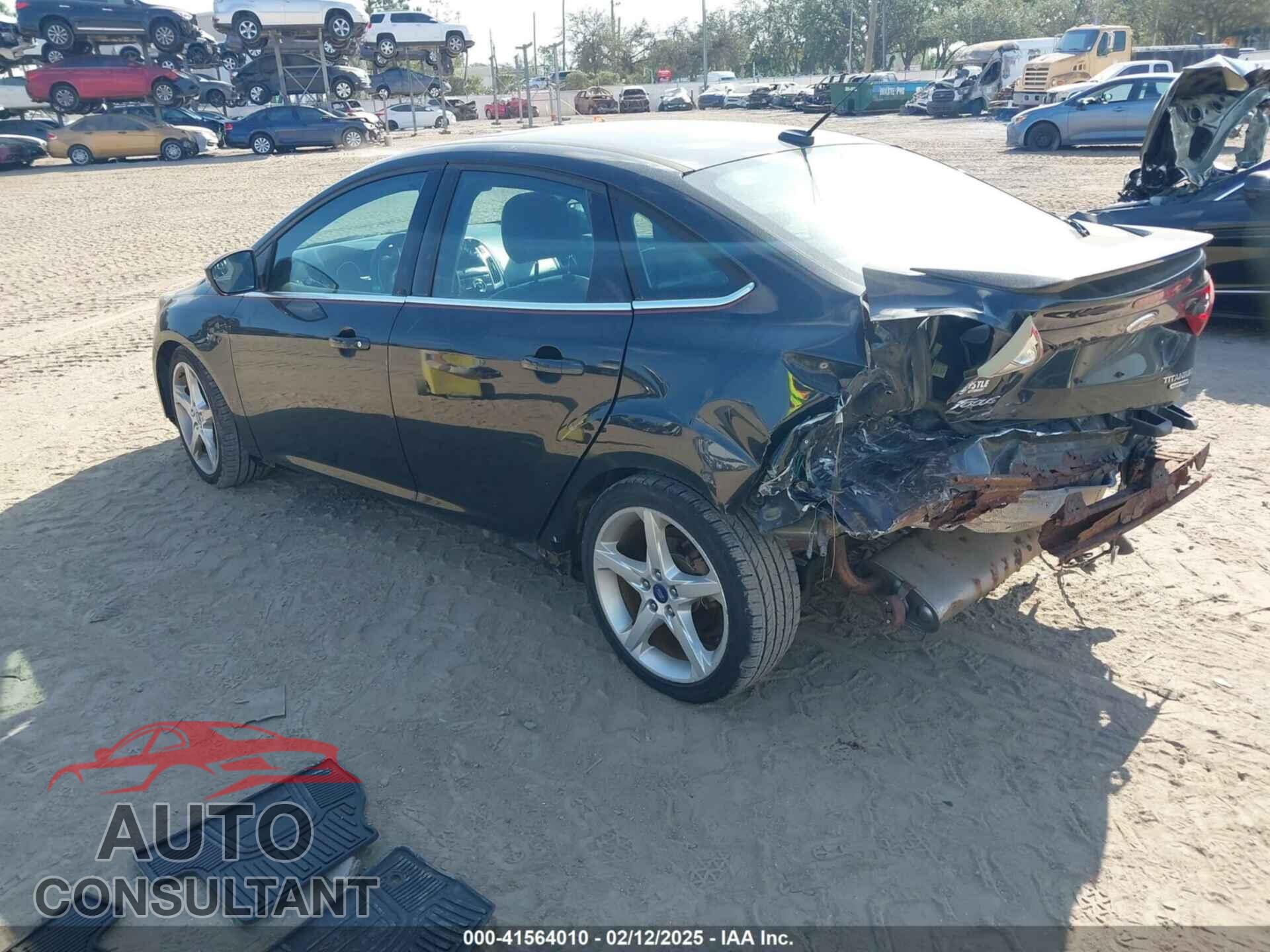 FORD FOCUS 2013 - 1FADP3J23DL233377