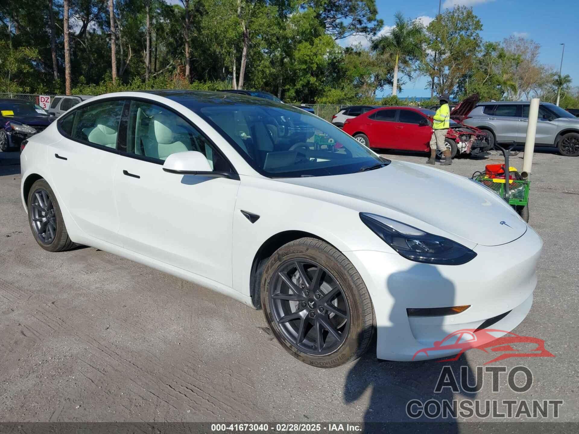 TESLA MODEL 3 2022 - 5YJ3E1EB1NF251066