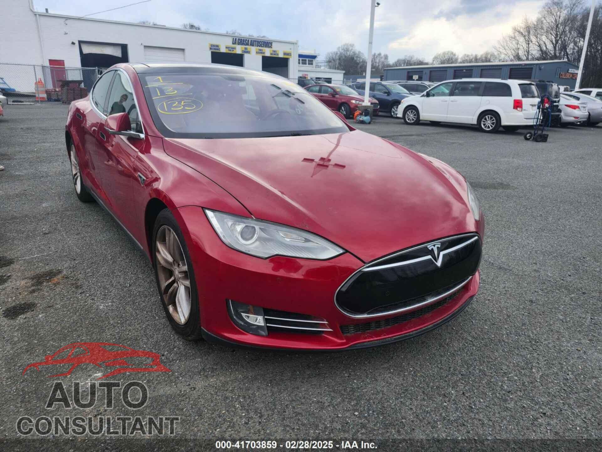 TESLA MODEL S 2013 - 5YJSA1DN6DFP26504